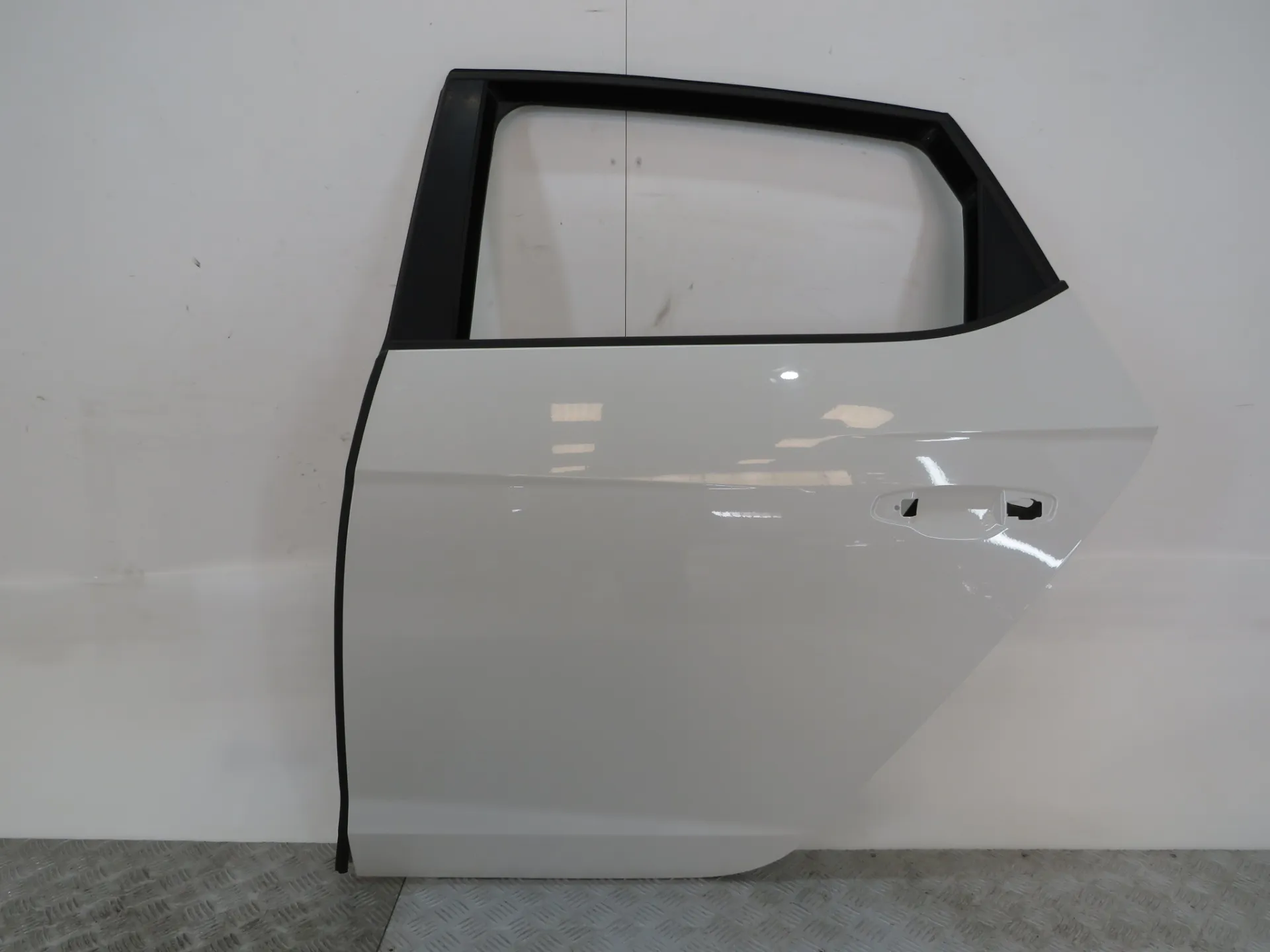Left rear door SEAT Leon (5F1)