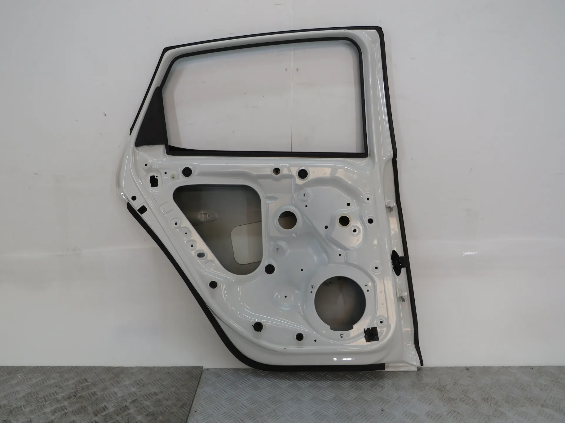 Porta trás esquerda SEAT Leon (5F1) Imagem-2