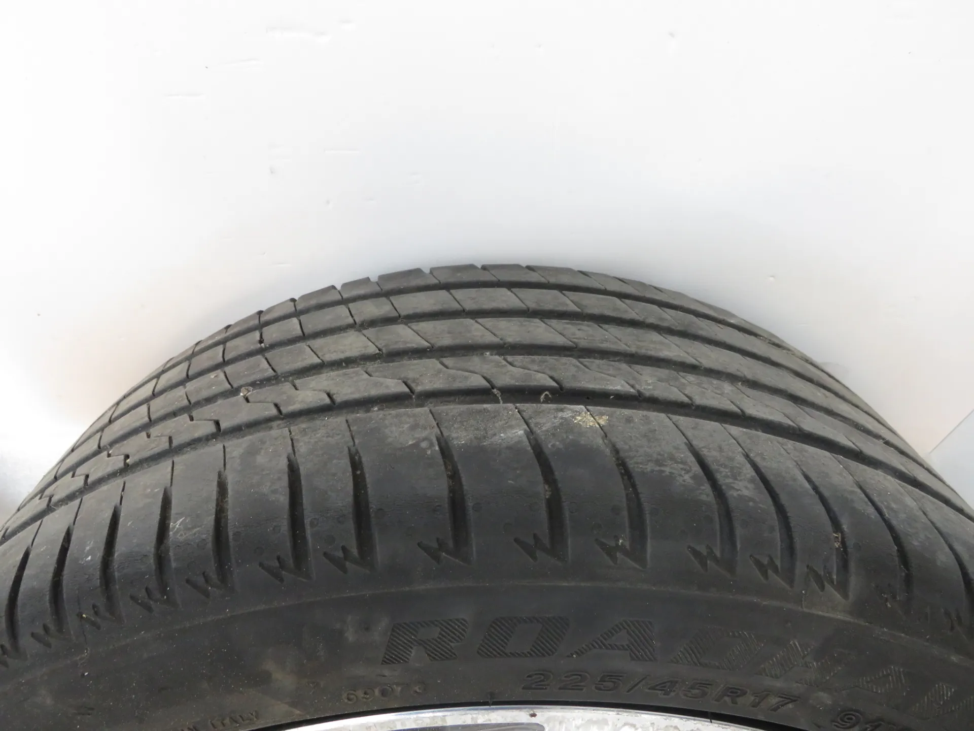 Conjunto de jantes PEUGEOT 308 SW II Imagem-9