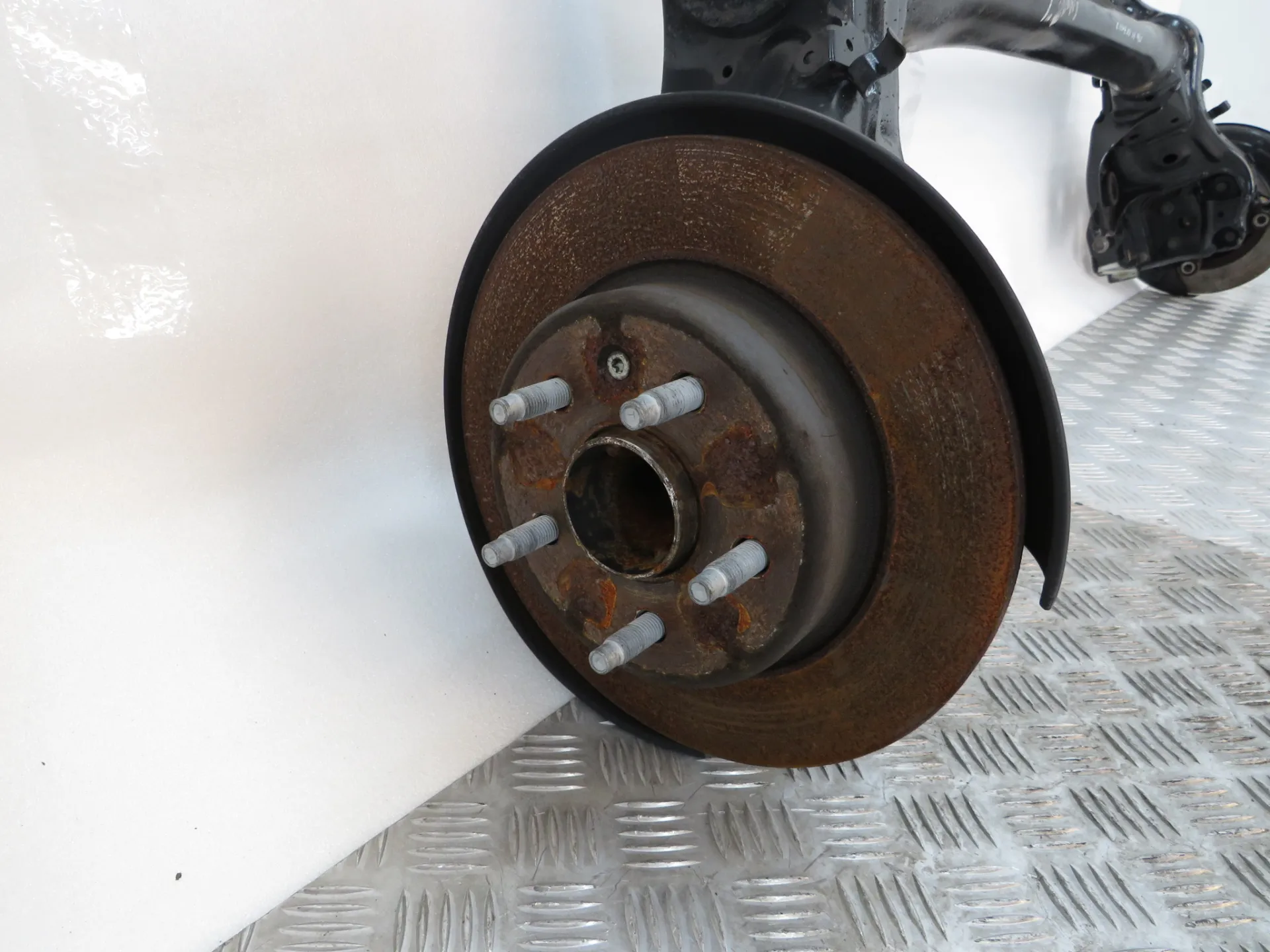 Rear axle with discs OPEL Astra K Sports Tourer Imagem-3