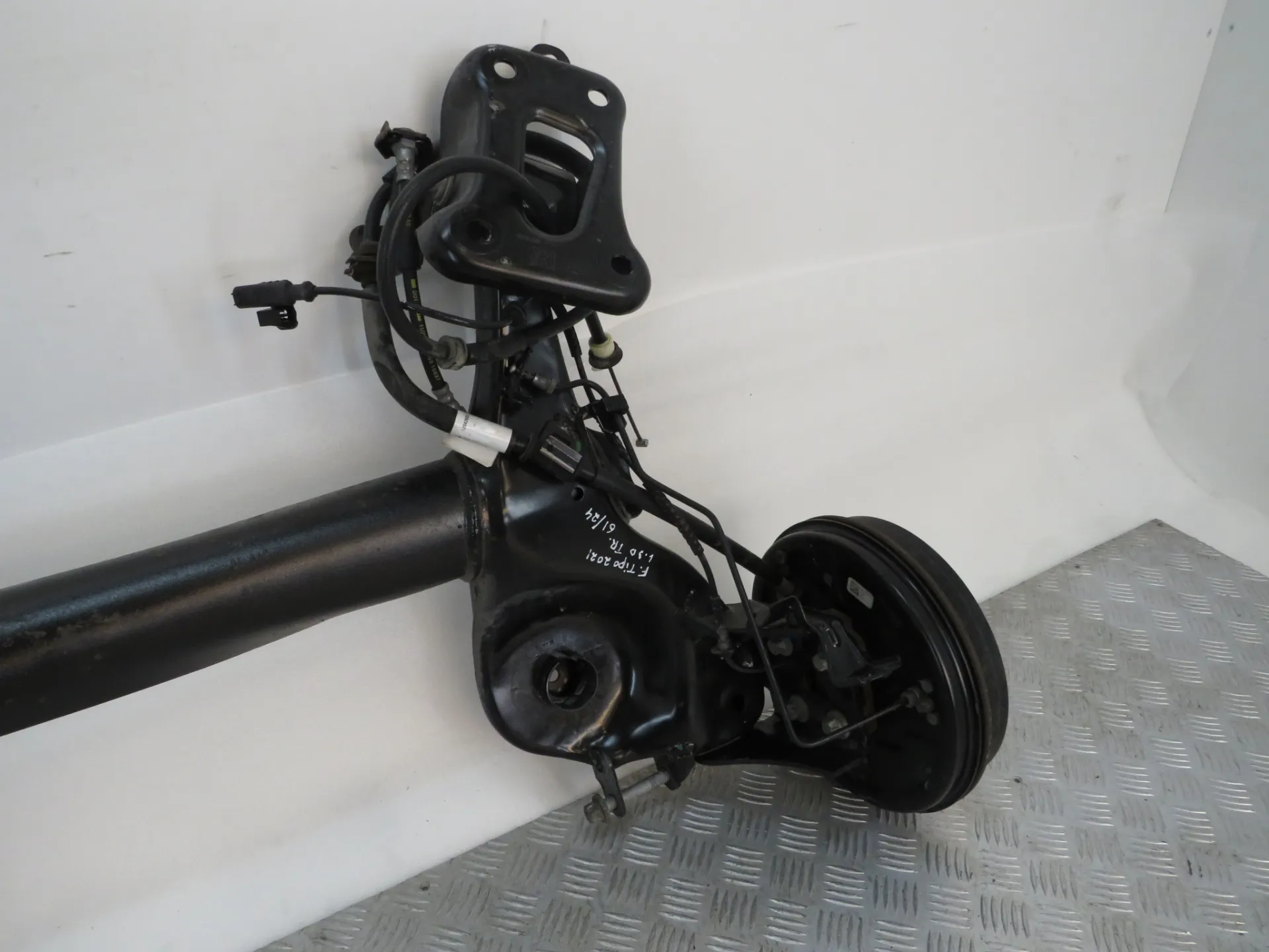 Rear axle with drum brakes FIAT Tipo Hatchback (357_) Imagem-2