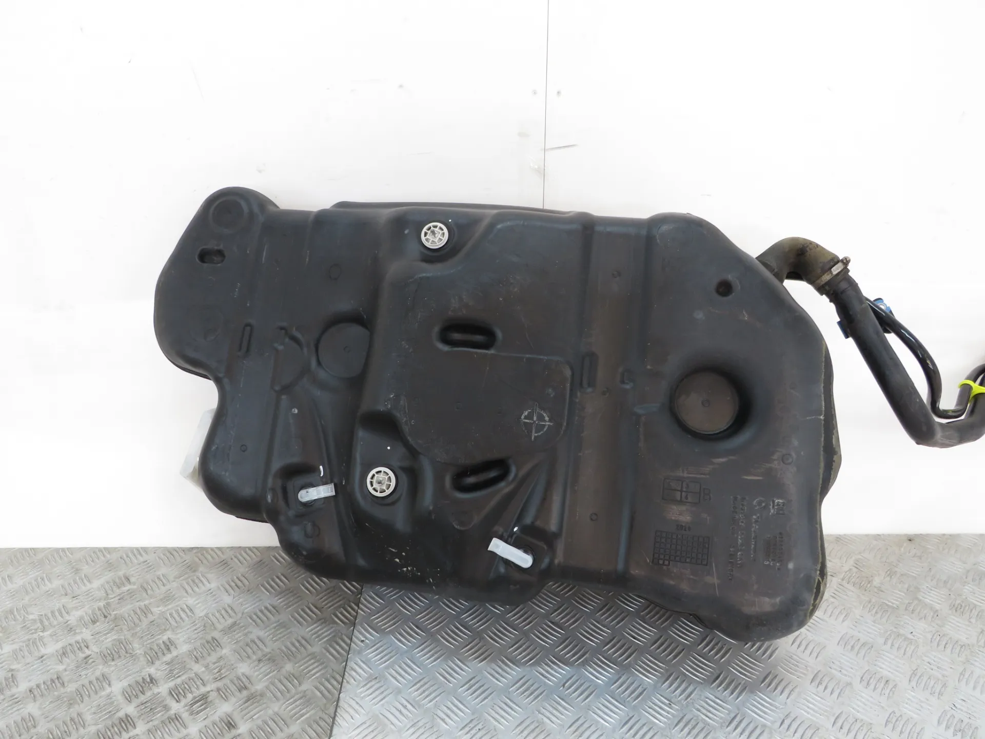 Fuel tank OPEL Astra K Sports Tourer Imagem-2