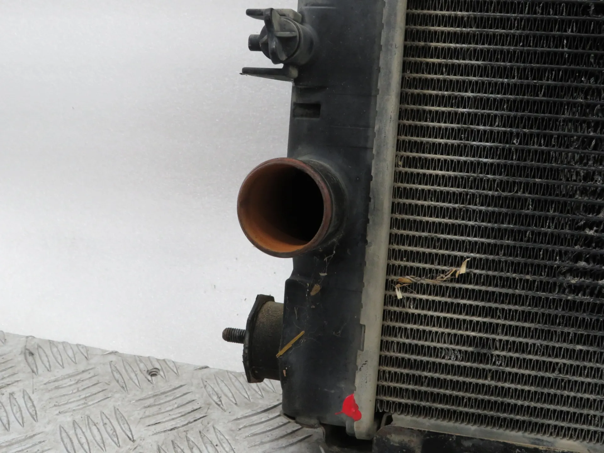 Radiateur d'eau MITSUBISHI Canter (FB7, FB8, FE7, FE8) VII Imagem-1