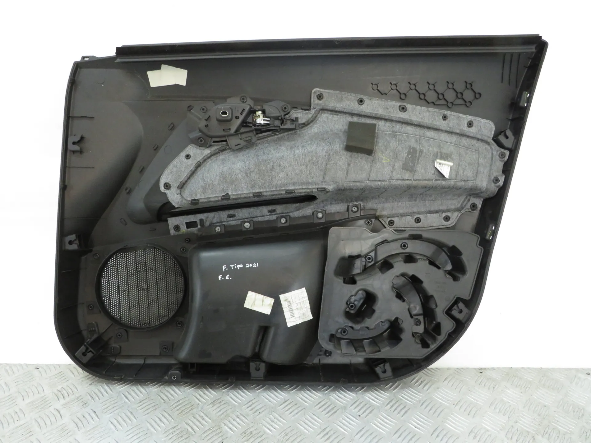 Left front door panel FIAT Tipo Hatchback (357_) Imagem-4