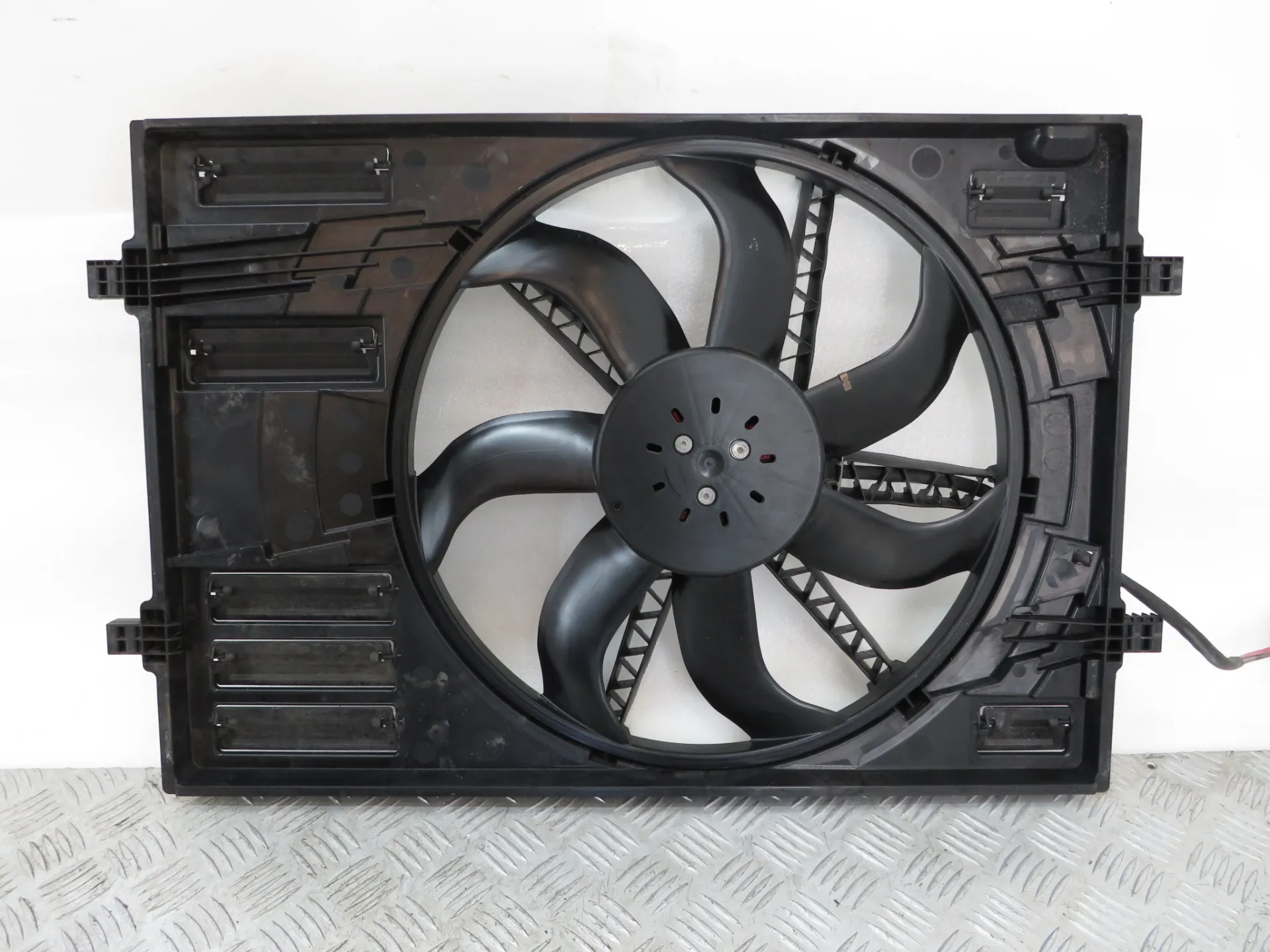 Termoventilador VOLKSWAGEN Polo (AW1)