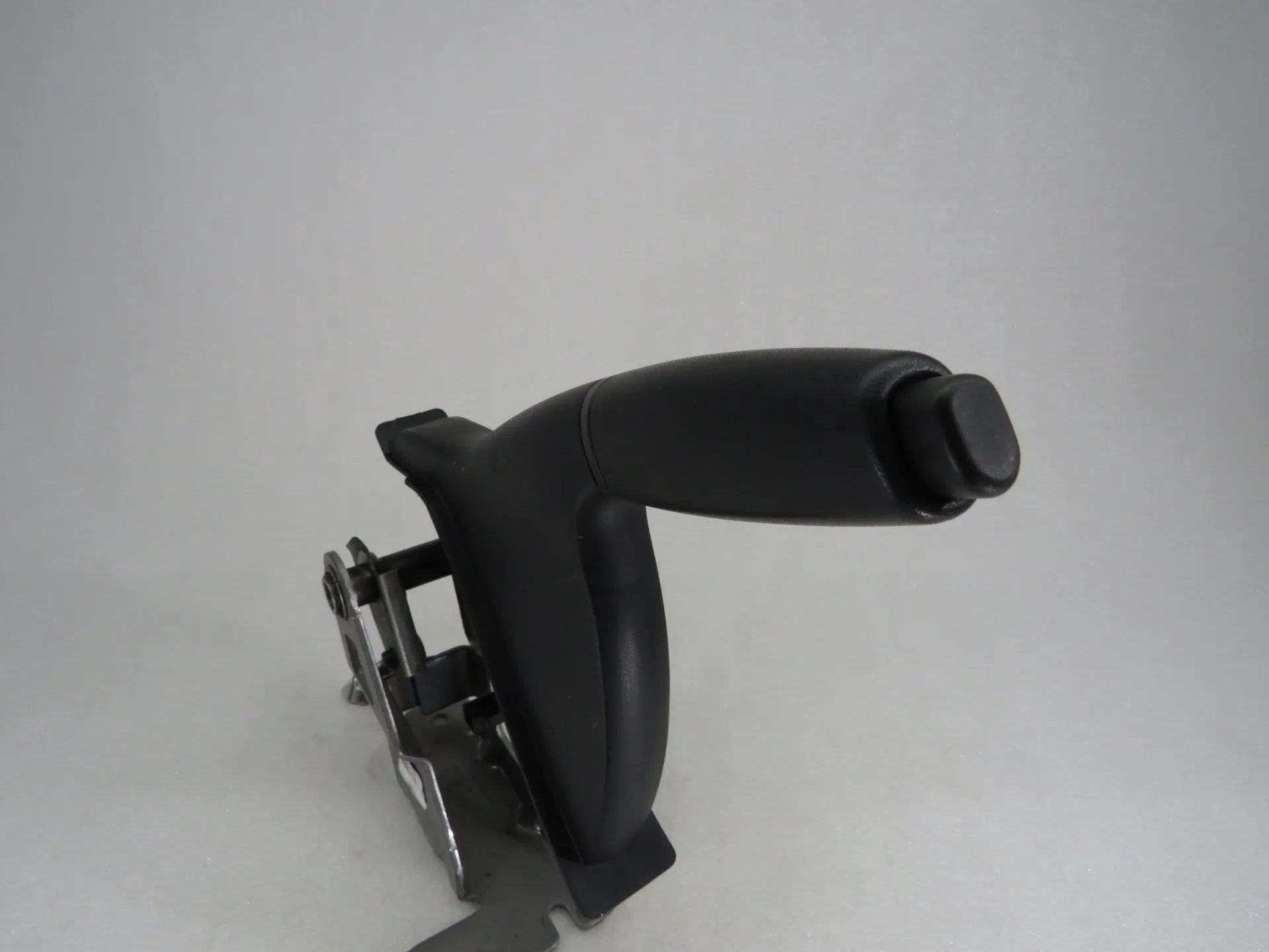 Hand brake / parking brake FIAT Tipo Hatchback (357_) Imagem-1