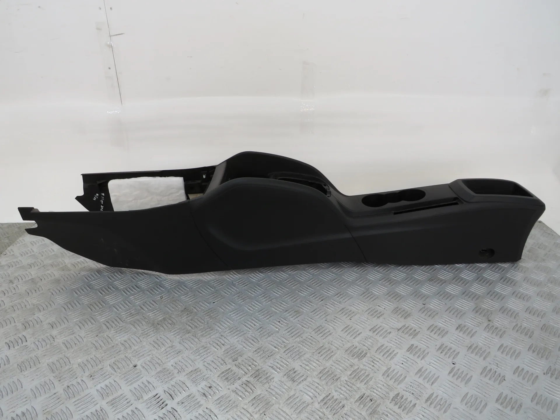 Center console  FIAT Tipo Hatchback (357_)