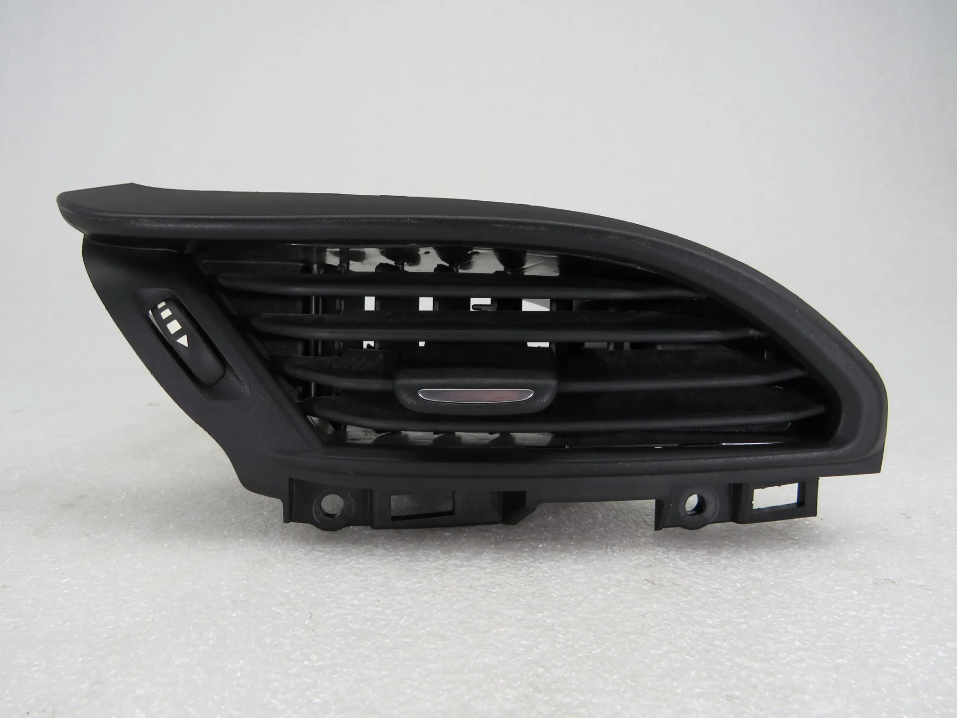 Diffuser / air vent FIAT Tipo Hatchback (357_)