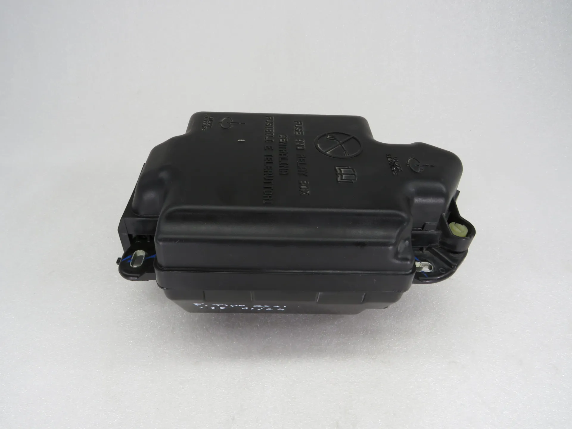 Generic Plastic Part FIAT Tipo Hatchback (357_)