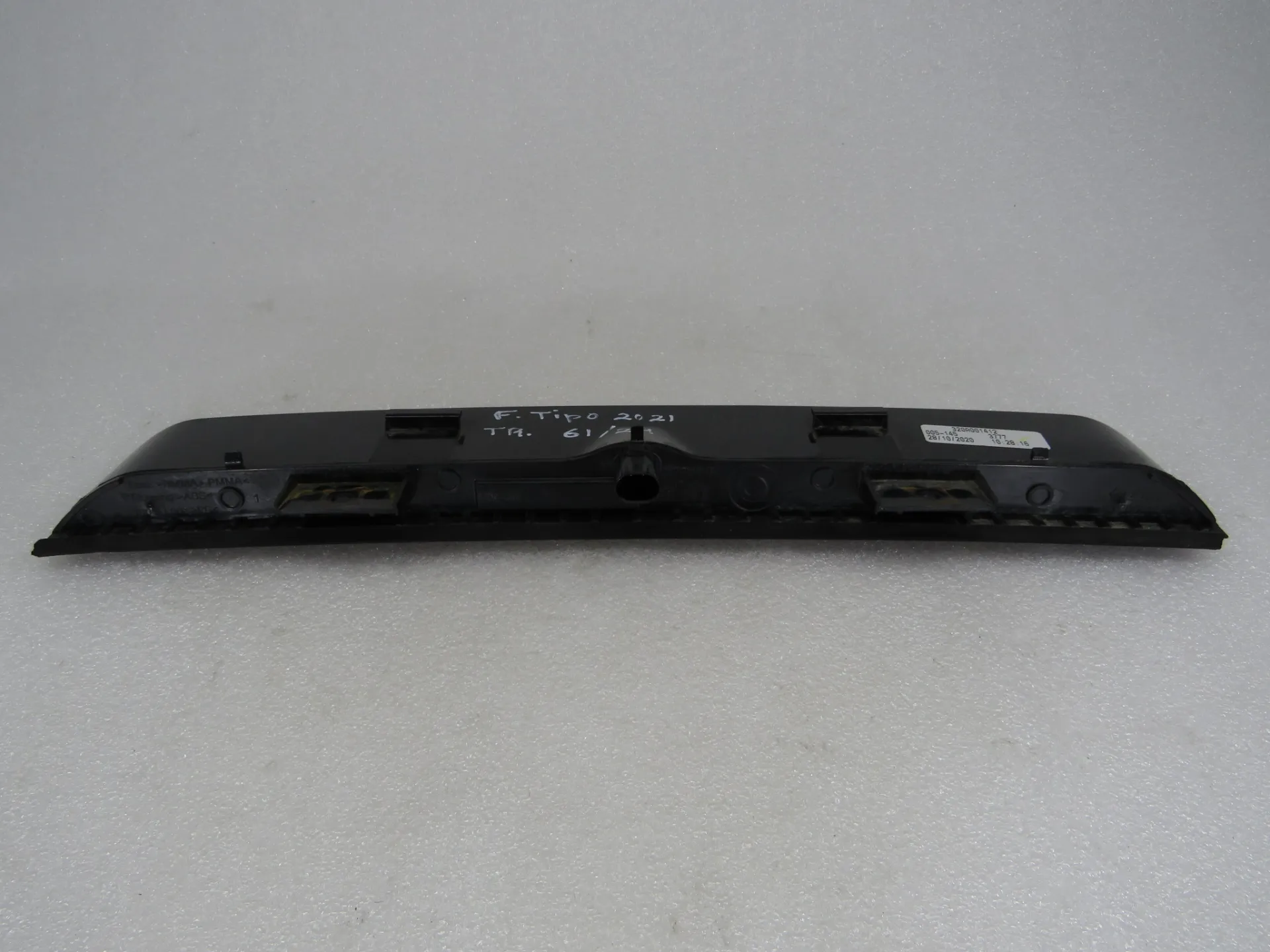 Additional stop light / 3rd stop light FIAT Tipo Hatchback (357_) Imagem-1