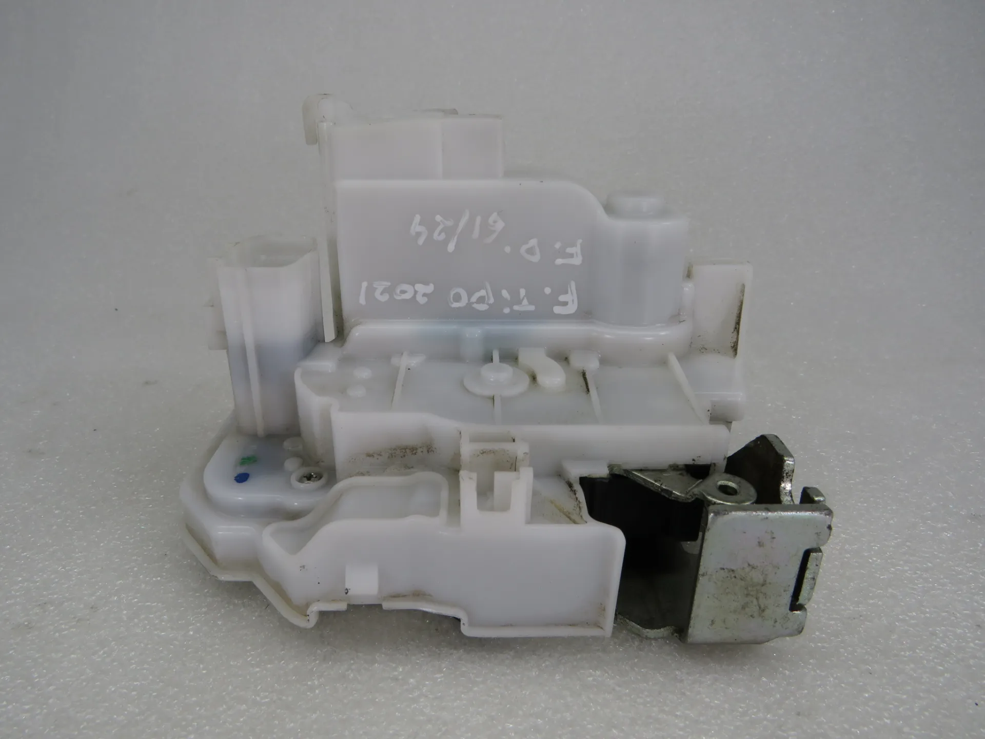 Front Right Door Lock FIAT Tipo Hatchback (357_)