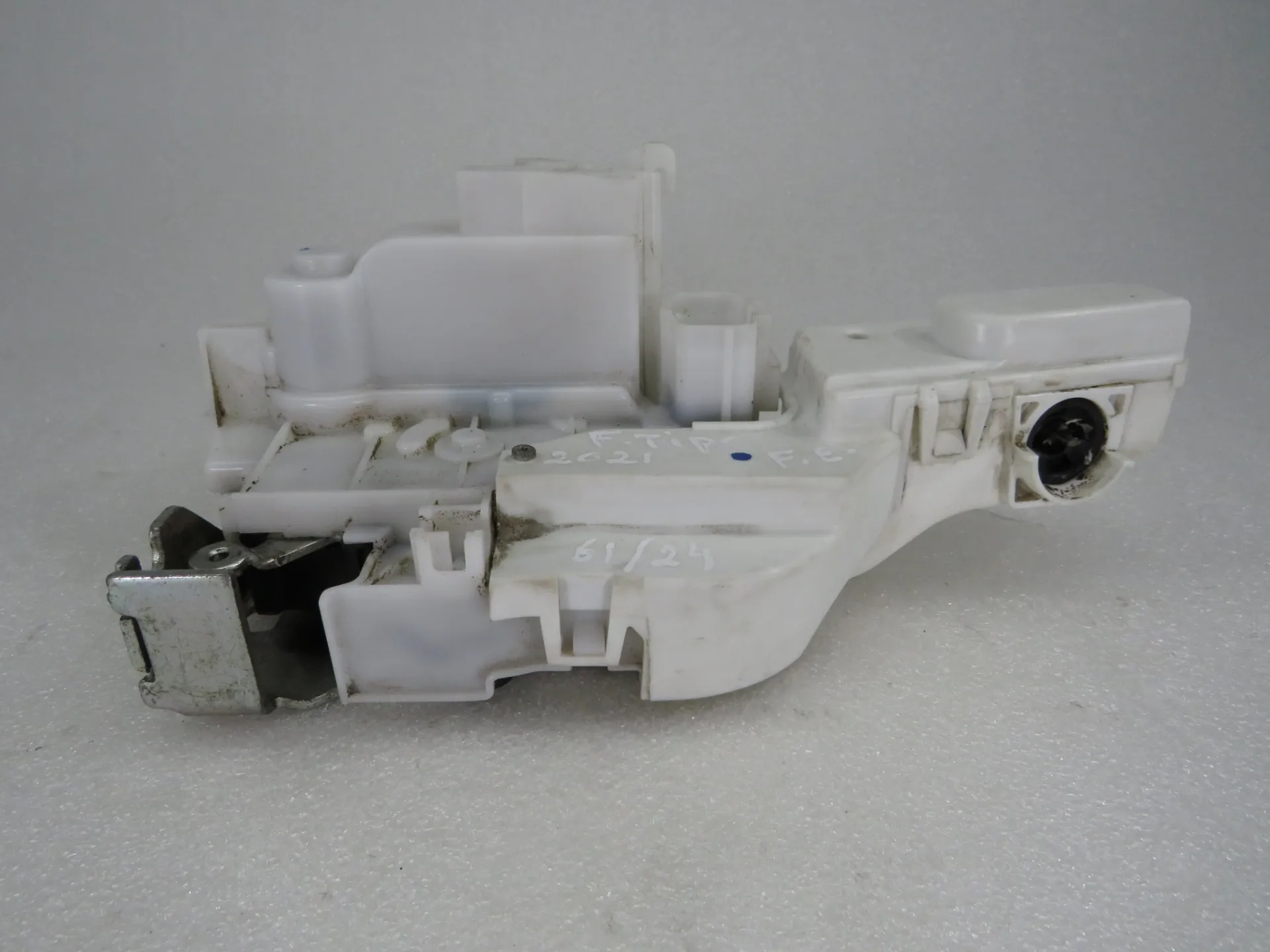 Front Left Door Lock FIAT Tipo Hatchback (357_)