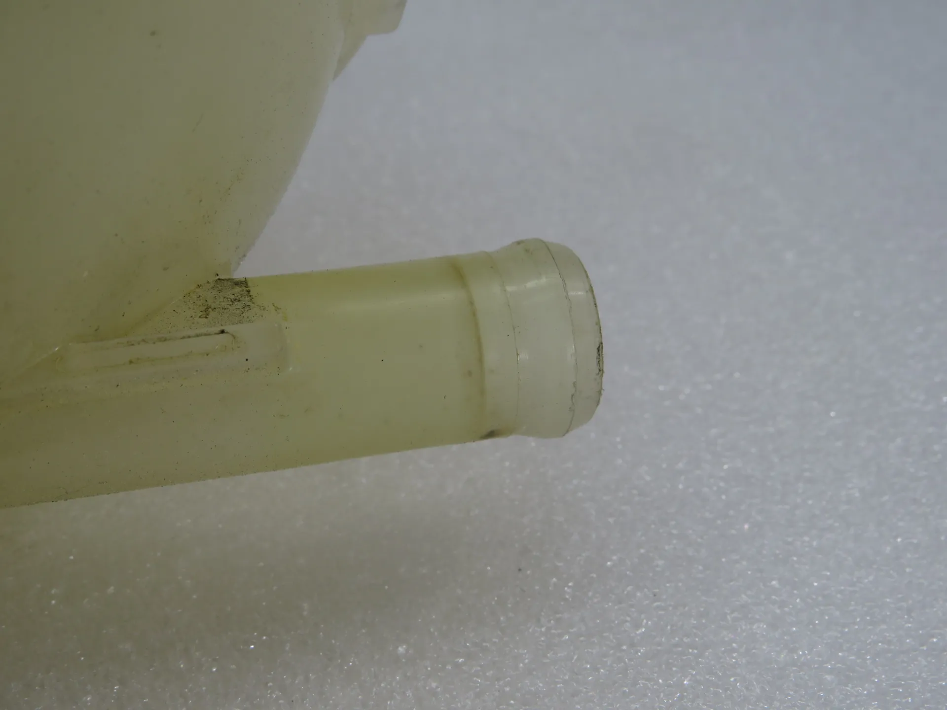 Coolant reservoir OPEL Astra K Sports Tourer Imagem-2