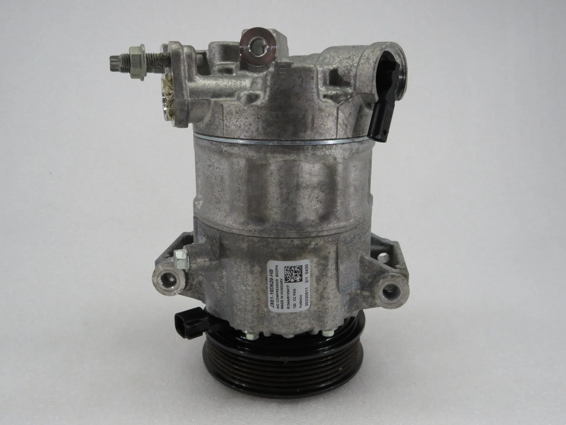 Compressor AC FORD Puma (J2K, CF7)