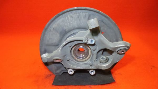 Fusée arrière gauche MERCEDES-BENZ Classe C (W204)