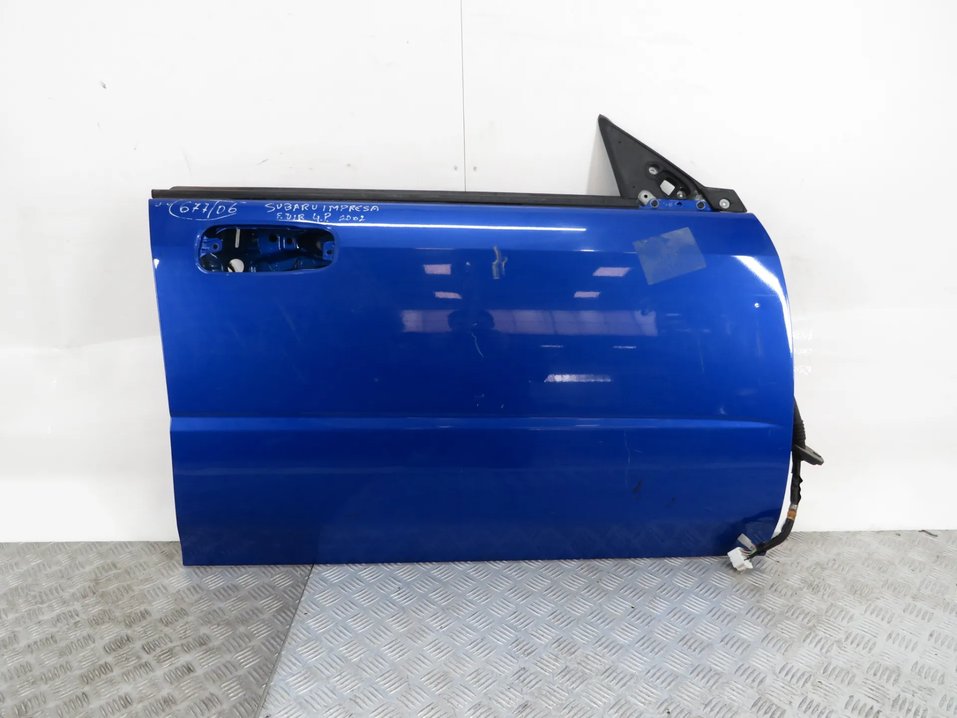 Puerta Delantero Derecho SUBARU Impreza Sedan (GD)
