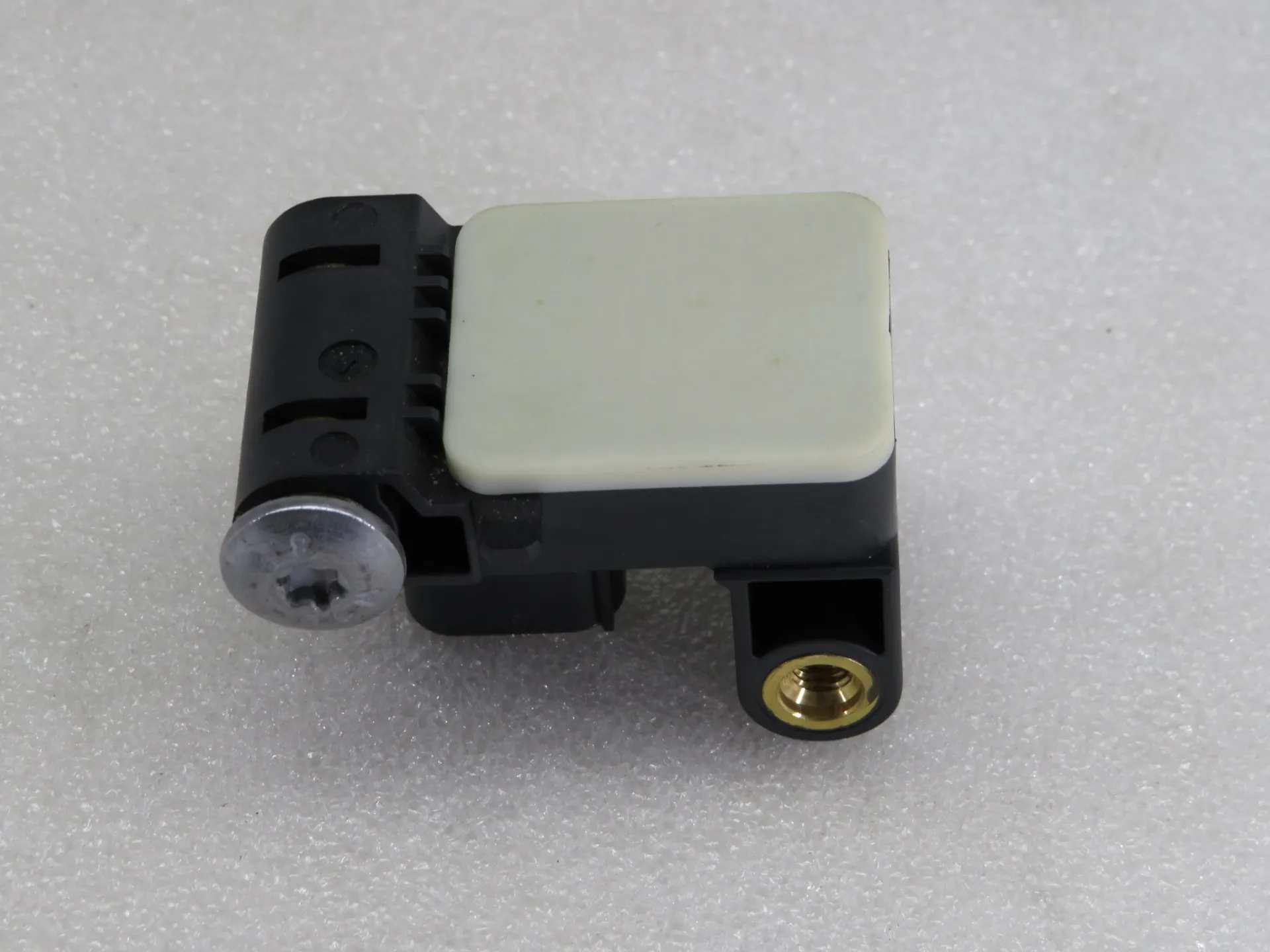 Sensor de impacto BMW X6 (E71, E72) Imagem-1