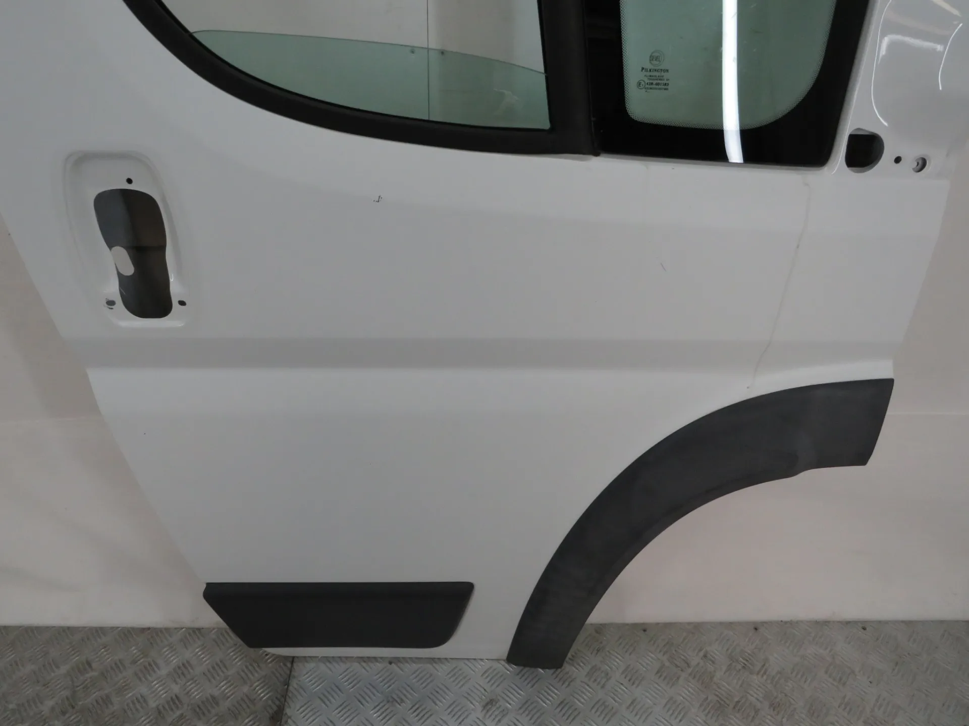 Porta frente direita PEUGEOT Boxer Imagem-2