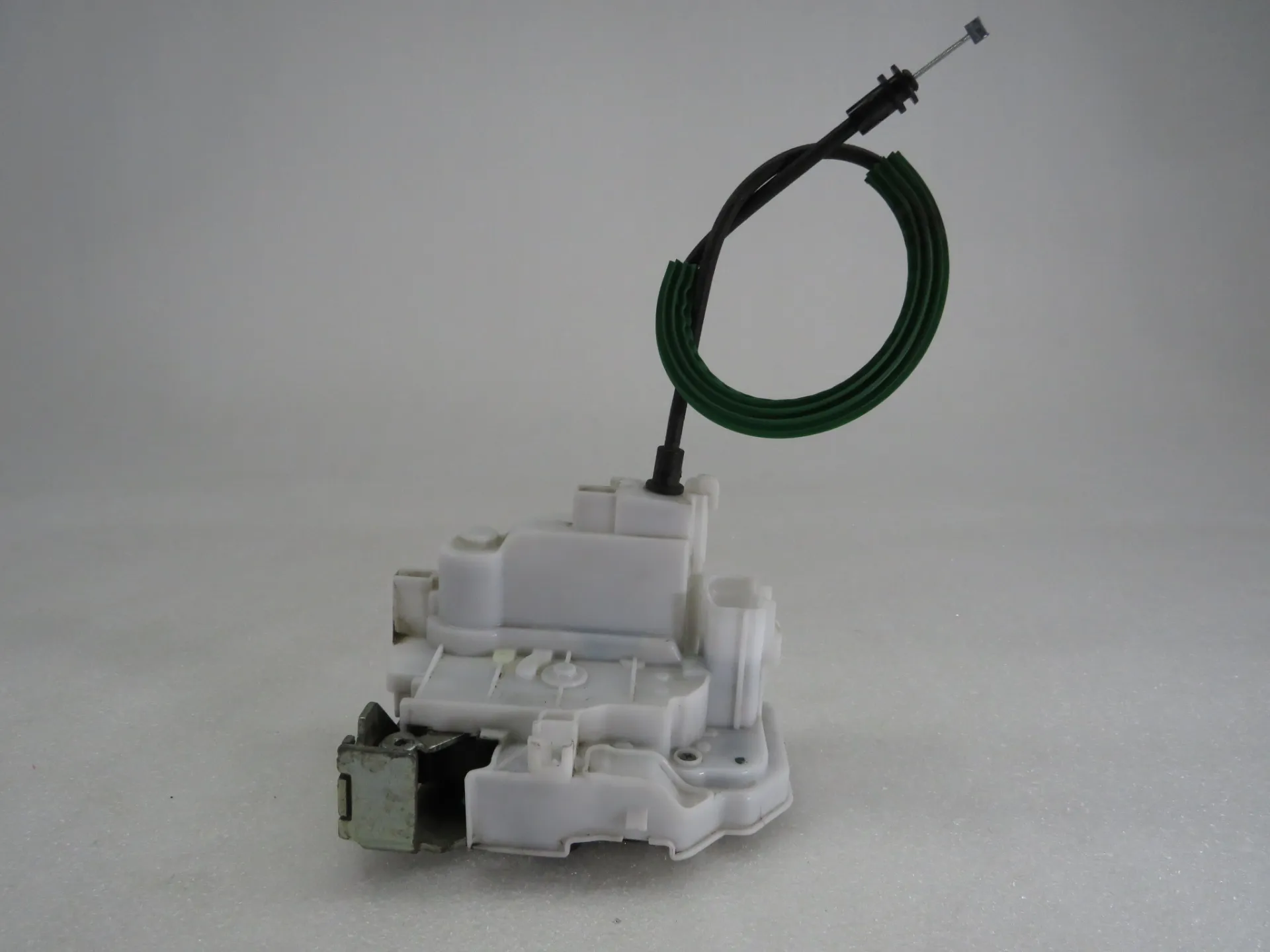 Cerradura / cierre puerta trasera izquierda FIAT Tipo Wagon (358_)