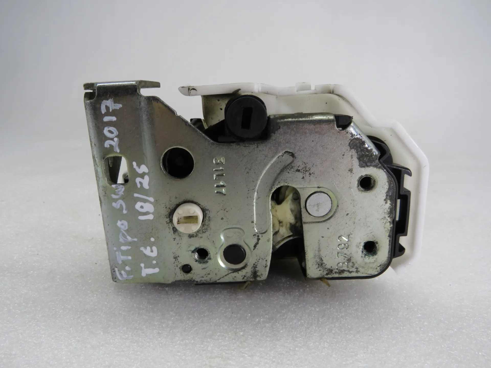 Serrure Arrière Gauche FIAT Tipo Wagon (358_) Imagem-3