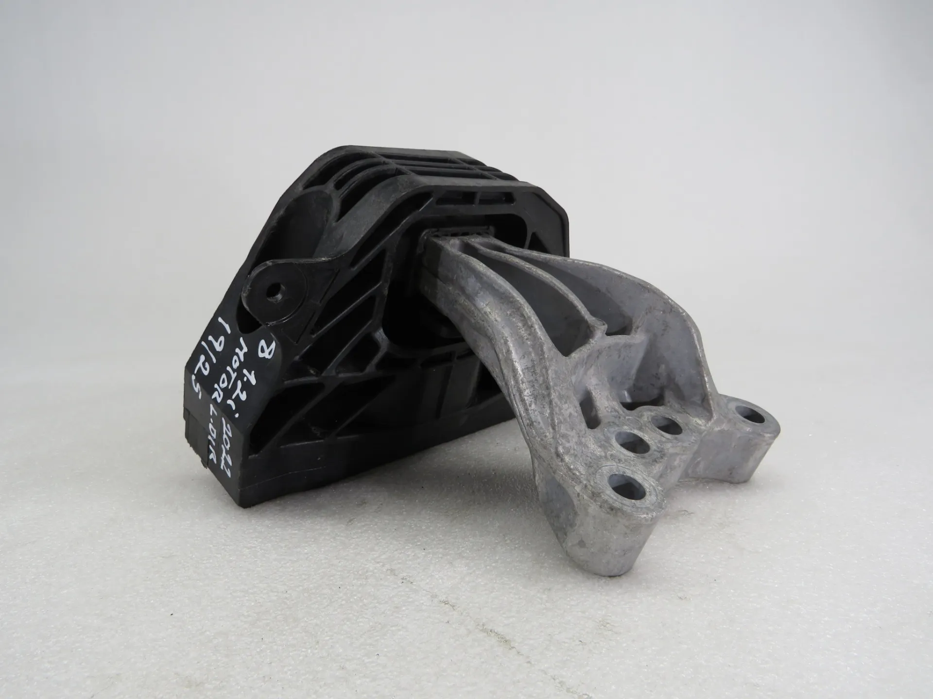 Support Moteur PEUGEOT 208 II