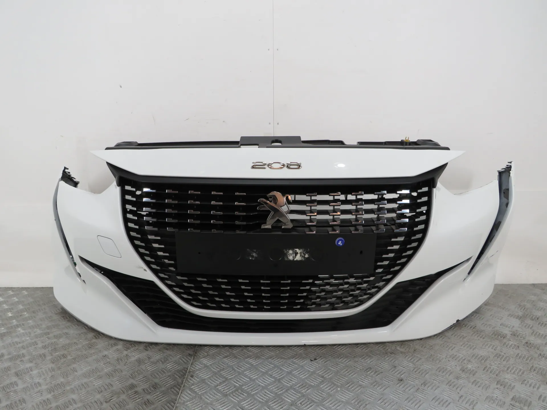 Front Bumper PEUGEOT 208 II