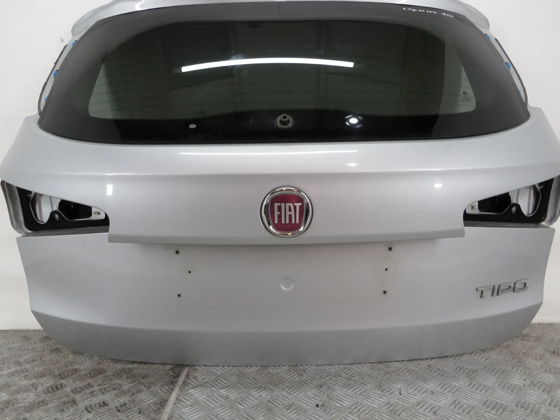 Hayon / Coffre FIAT Tipo Wagon (358_) Imagem-1