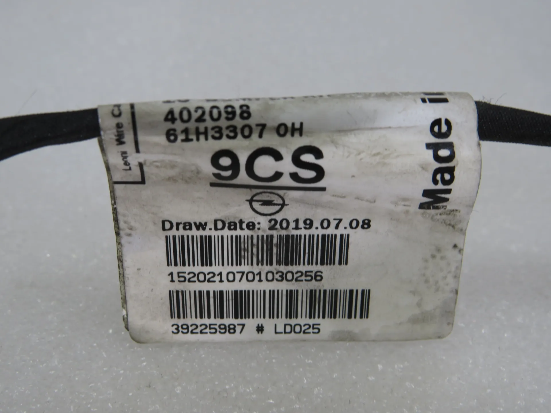 Rear bumper installation OPEL Astra K Sports Tourer Imagem-3