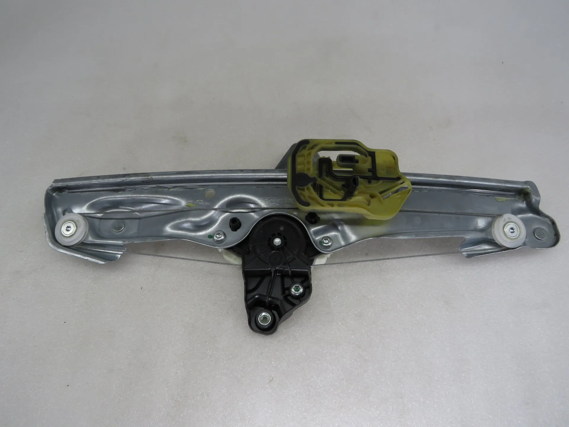 Elevalunas trasero izquierdo OPEL Astra K Sports Tourer Imagem-2
