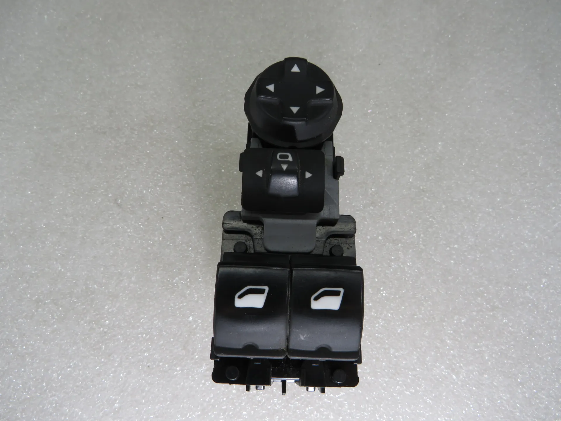Commande / interrupteur lève-vitre Avant gauche CITROËN Berlingo Van (K9)