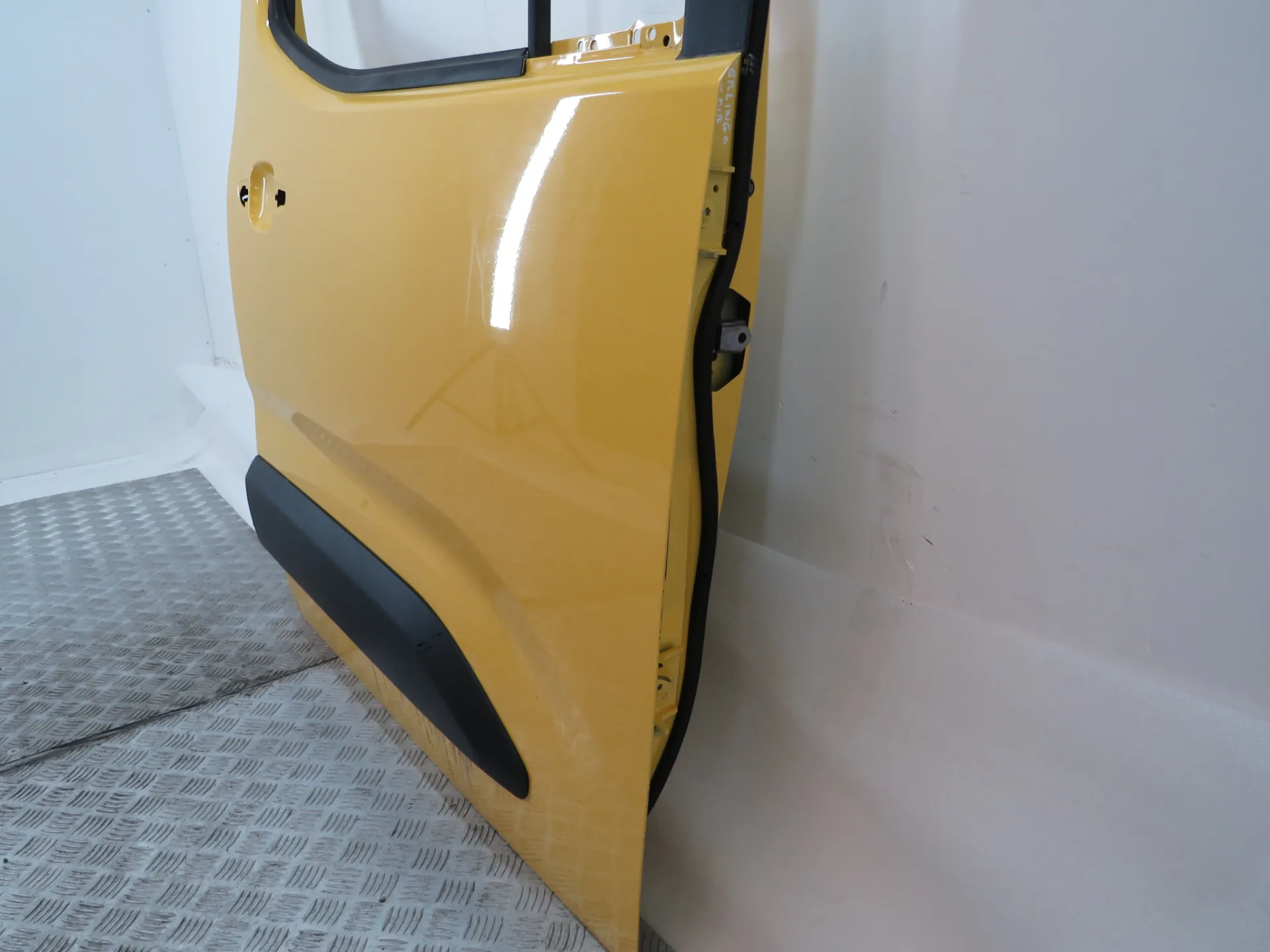 Porte avant Droite CITROËN Berlingo Van (K9) Imagem-1