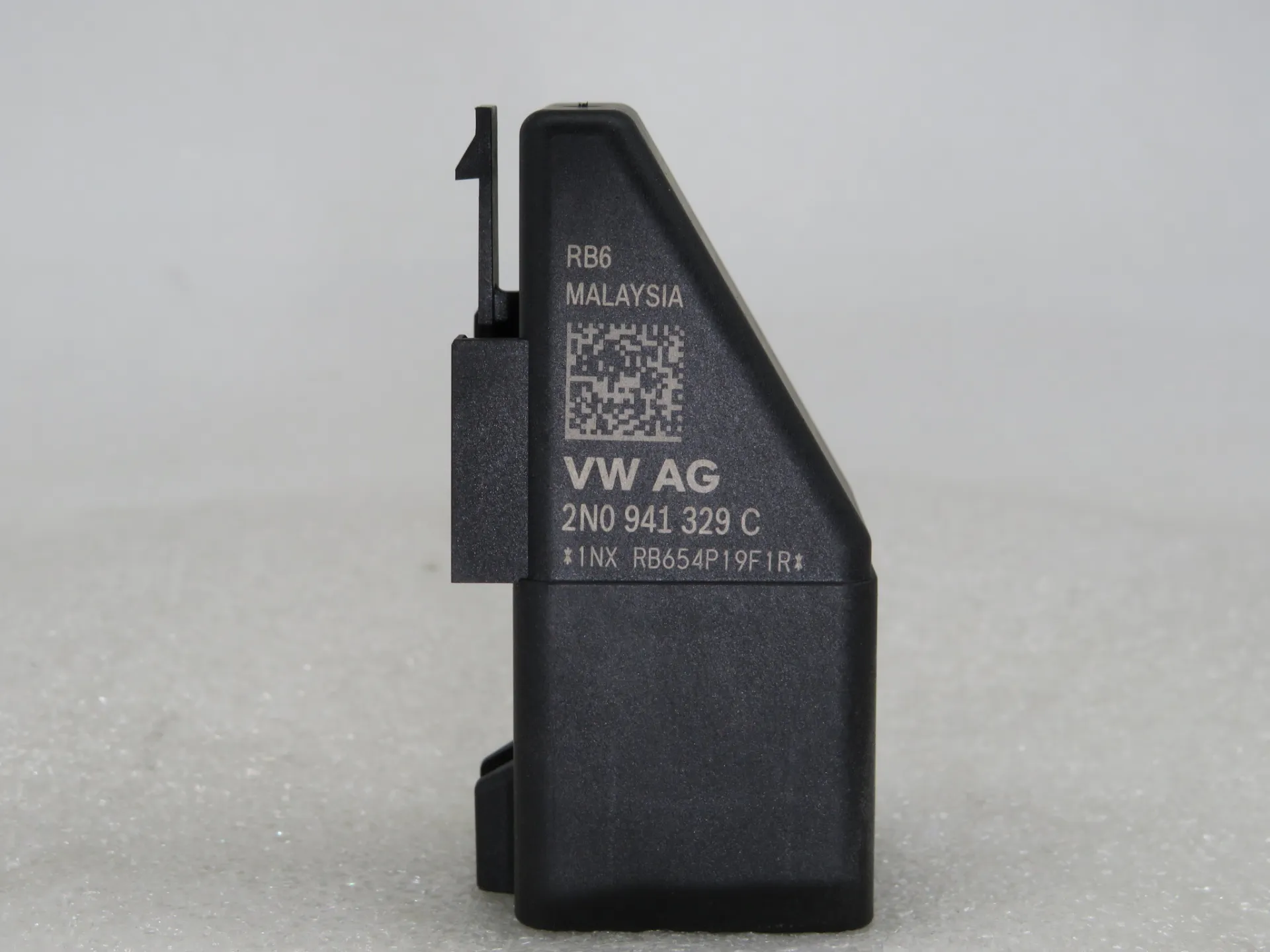 Generic Unit Module VOLKSWAGEN Transporter VI Kombi (SGB, SGG, SGJ) Imagem-2