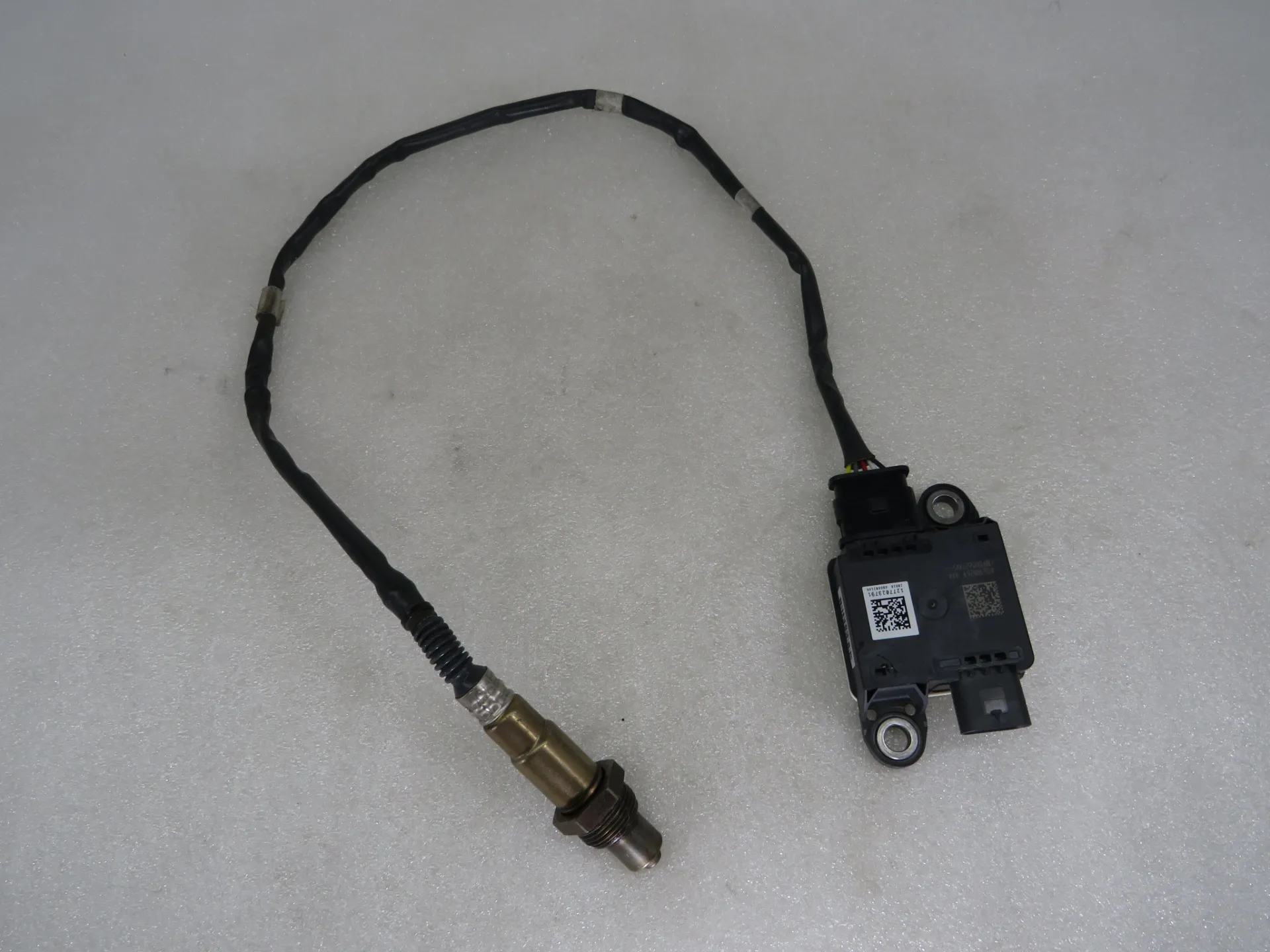 Sonda lambda VOLKSWAGEN Transporter VI Kombi (SGB, SGG, SGJ)