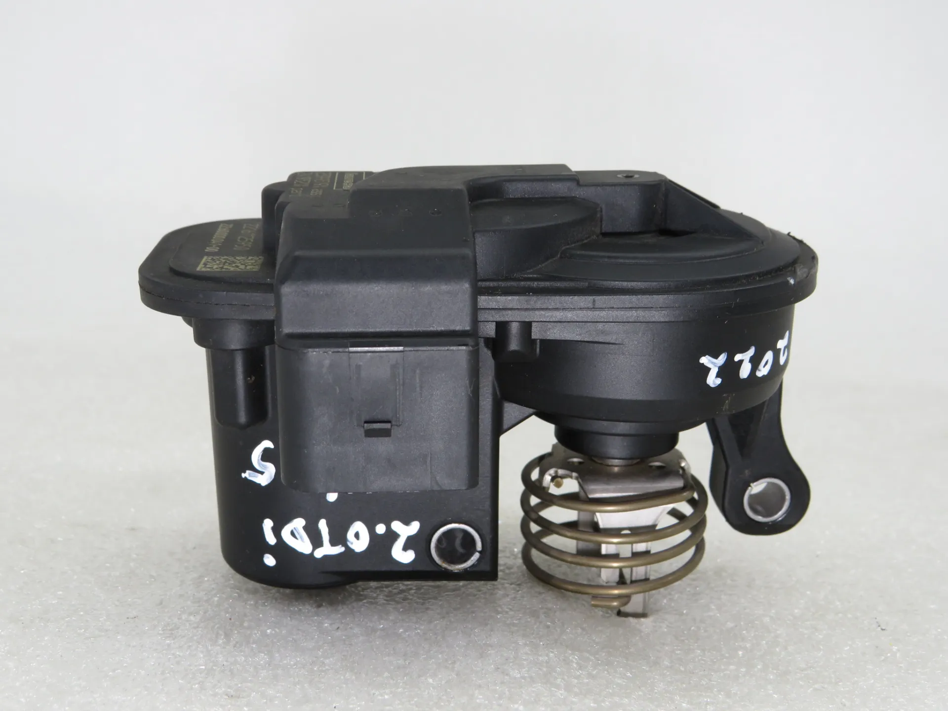 Attuatore / Motore valvola collettore di aspirazione VOLKSWAGEN Transporter VI Kombi (SGB, SGG, SGJ)