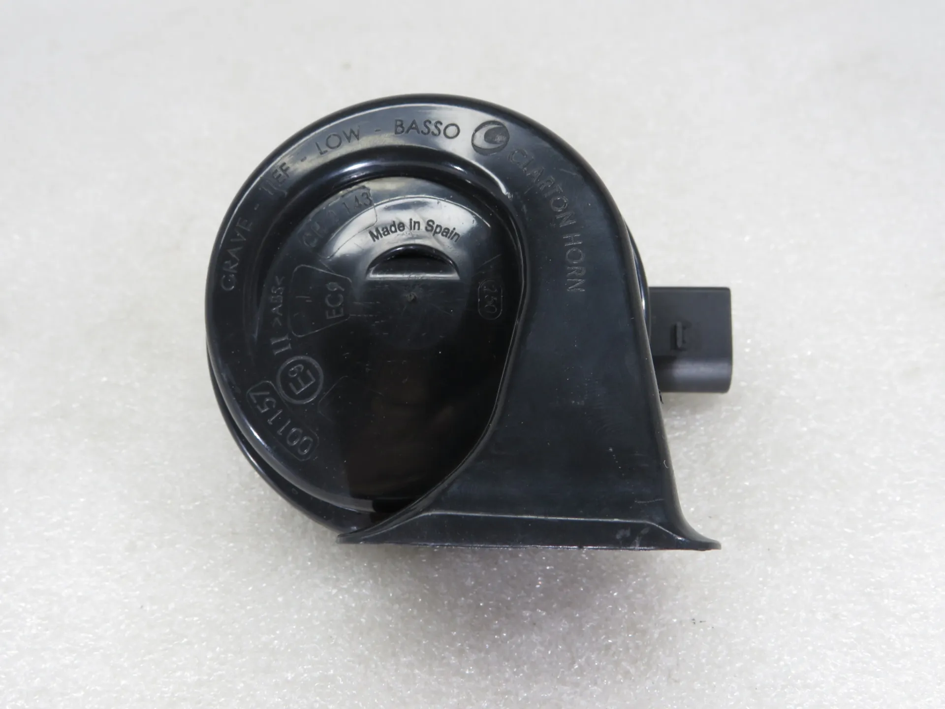 Horn VOLKSWAGEN Transporter VI Kombi (SGB, SGG, SGJ)