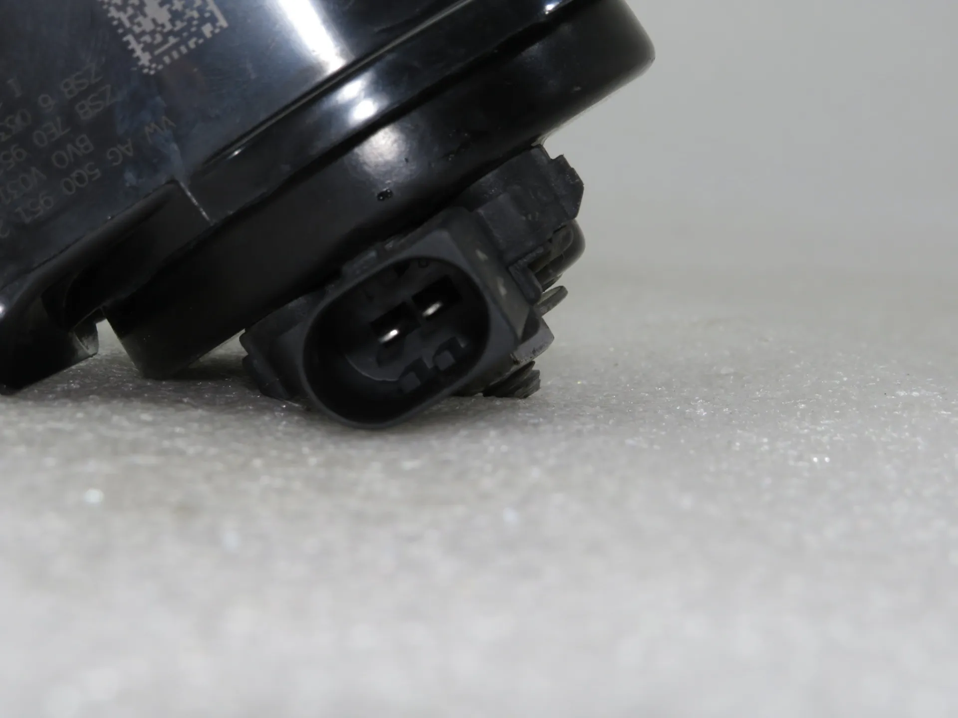 Horn VOLKSWAGEN Transporter VI Kombi (SGB, SGG, SGJ) Imagem-1