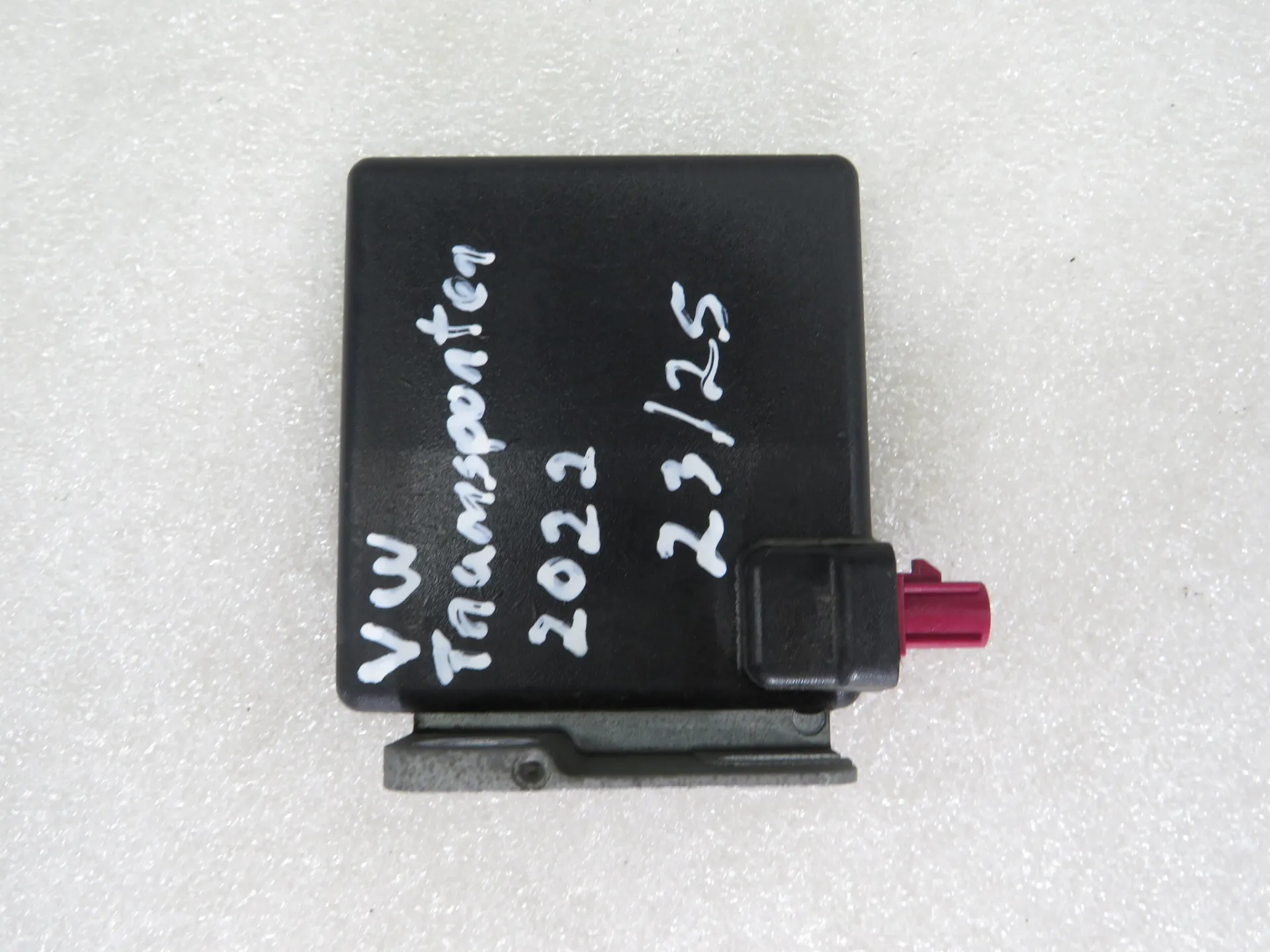Amplificatore Antenna VOLKSWAGEN Transporter VI Kombi (SGB, SGG, SGJ)