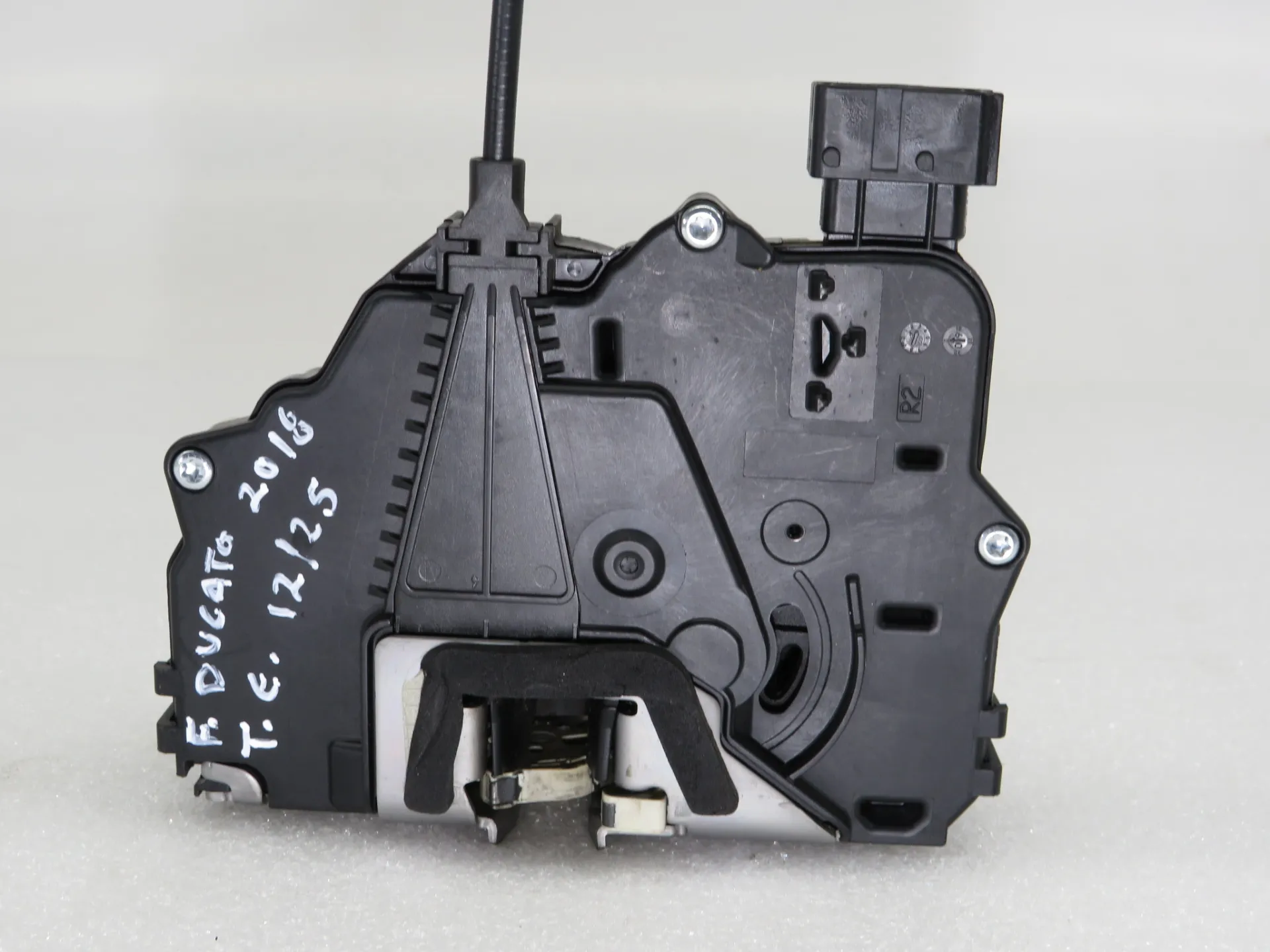 Cerradura / cierre puerta trasera izquierda FIAT Ducato (250_, 290_) Imagem-2