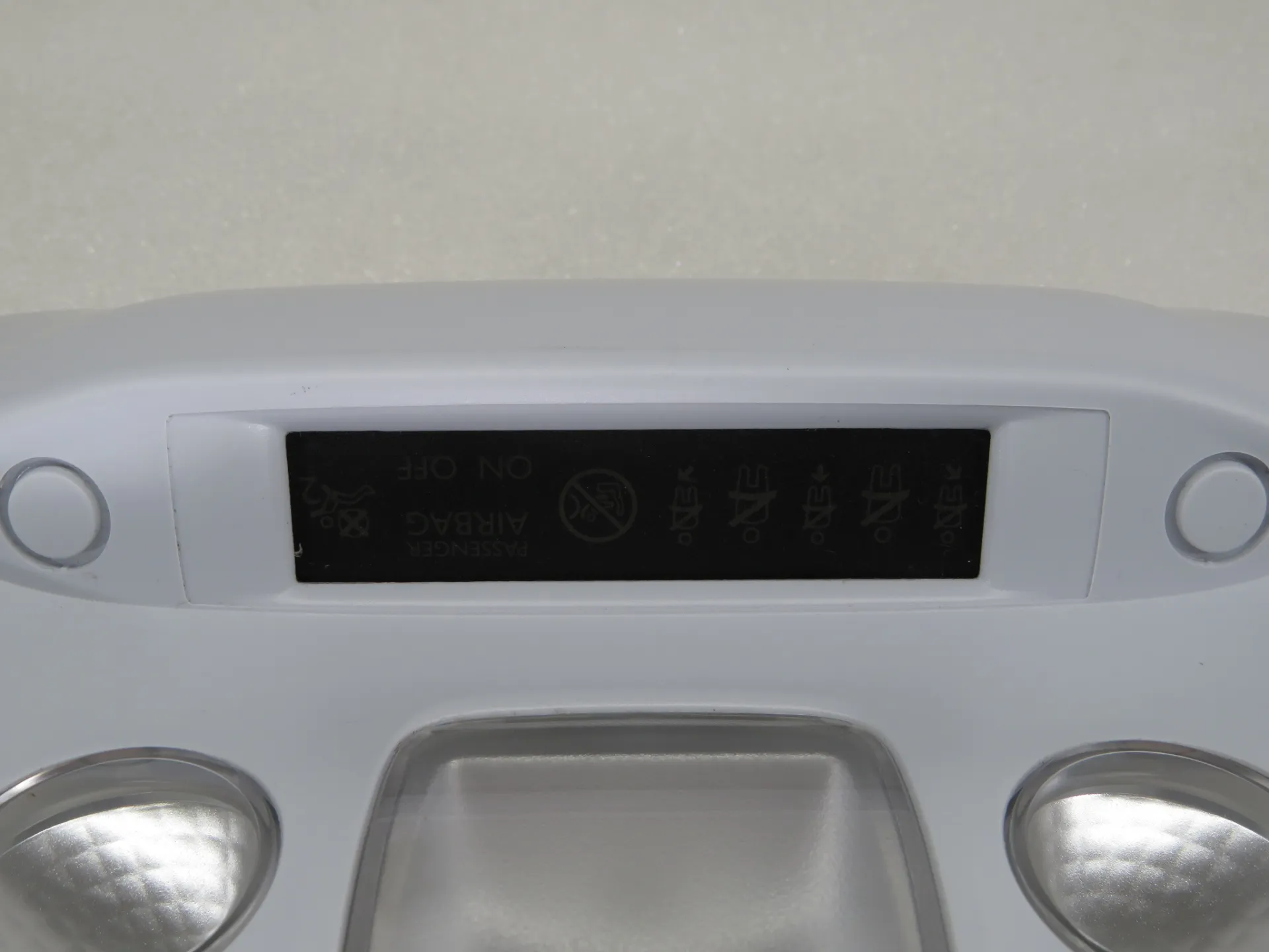 Plafoniera anteriore PEUGEOT 308 SW II Van (LC_) Imagem-1