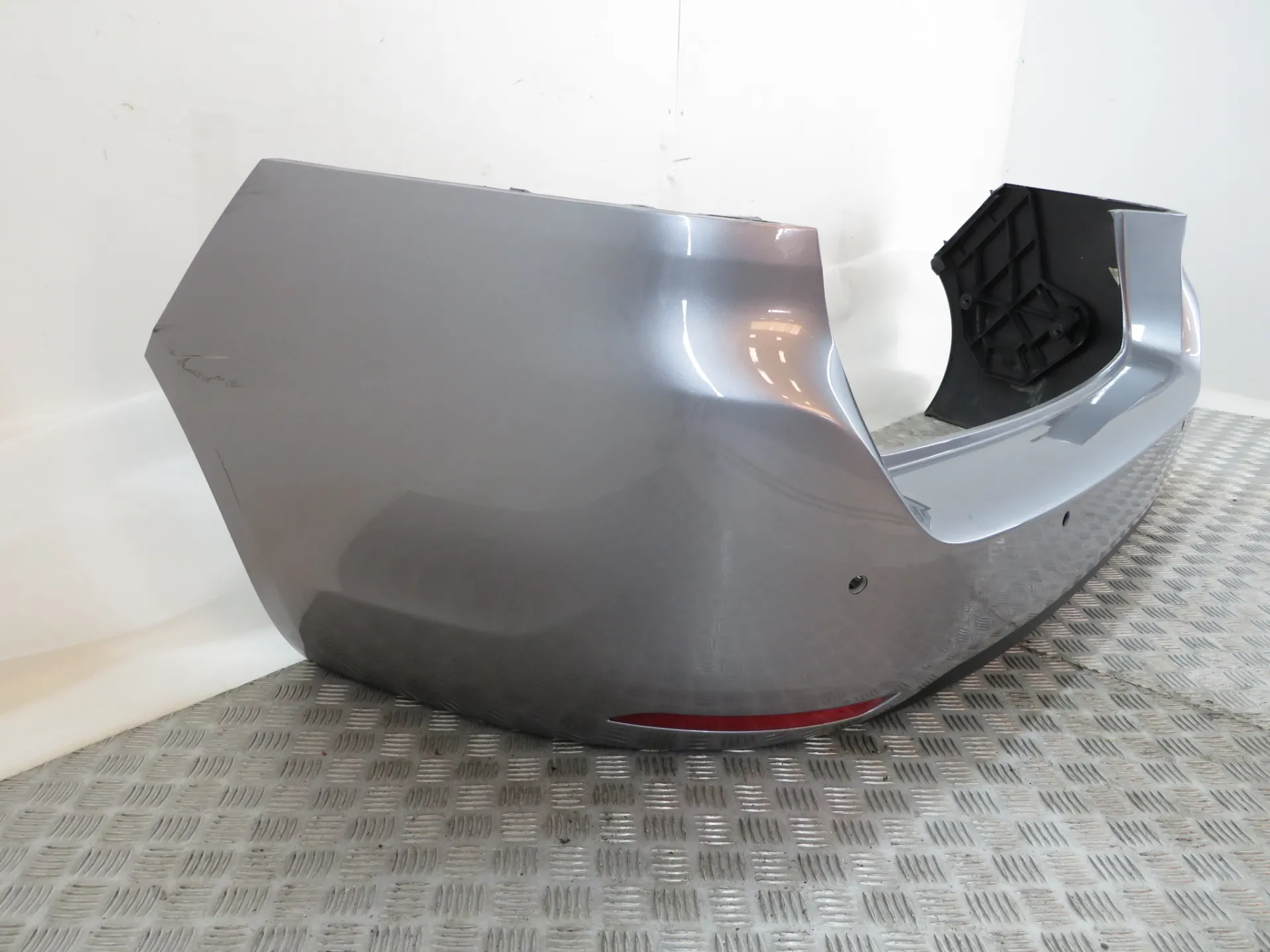 Rear Bumper PEUGEOT 308 SW II Van (LC_) Imagem-1