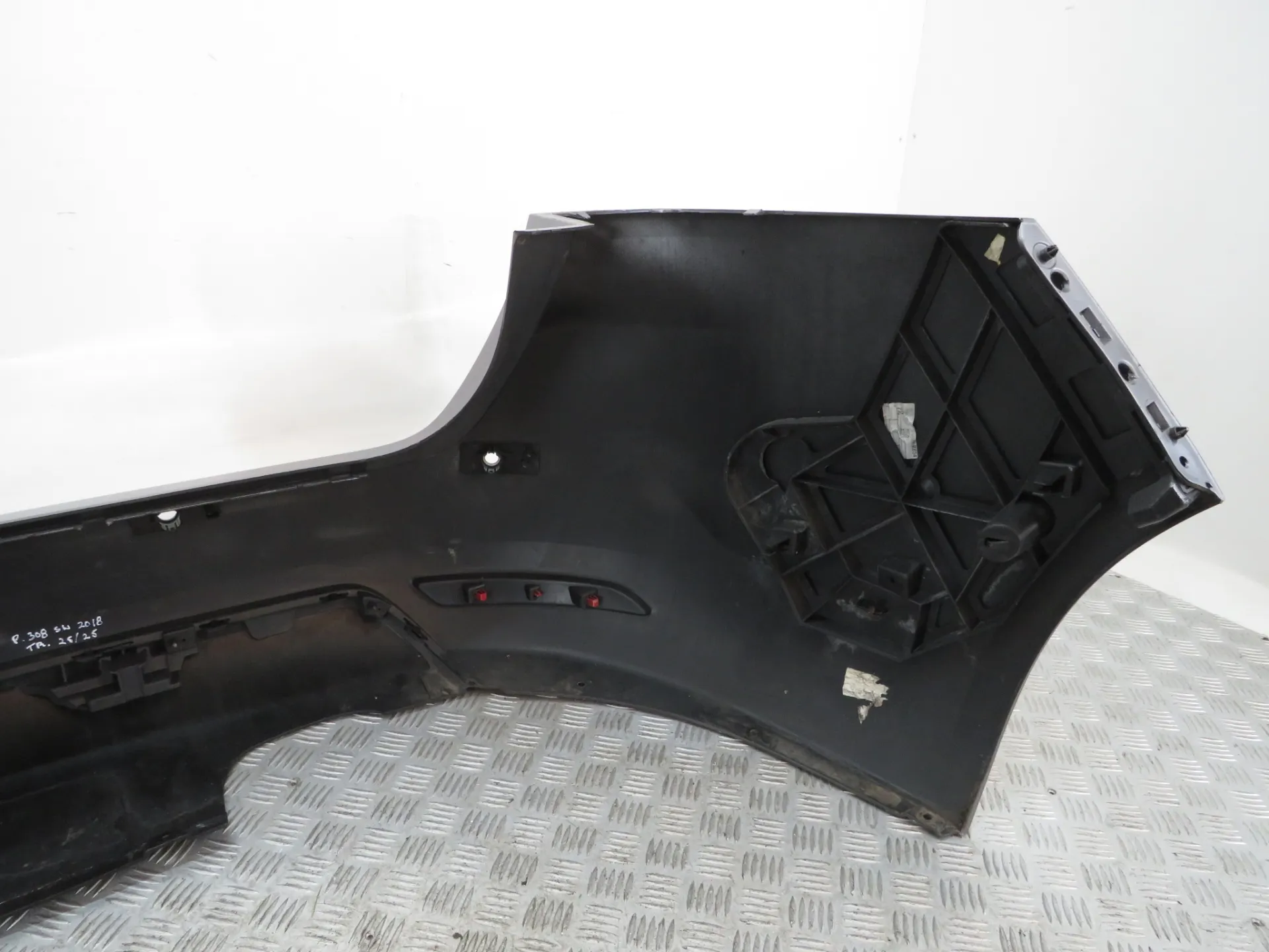 Rear Bumper PEUGEOT 308 SW II Van (LC_) Imagem-8