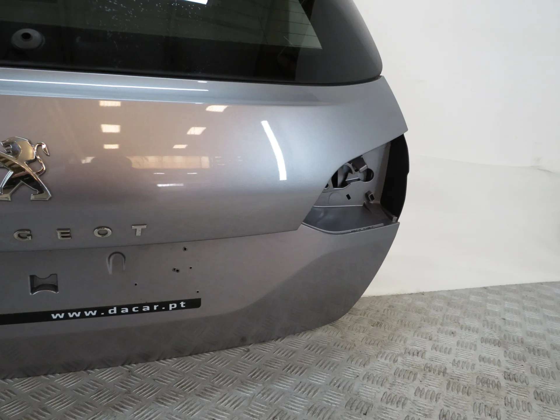 Tailgate / Trunk lid PEUGEOT 308 SW II Van (LC_) Imagem-2