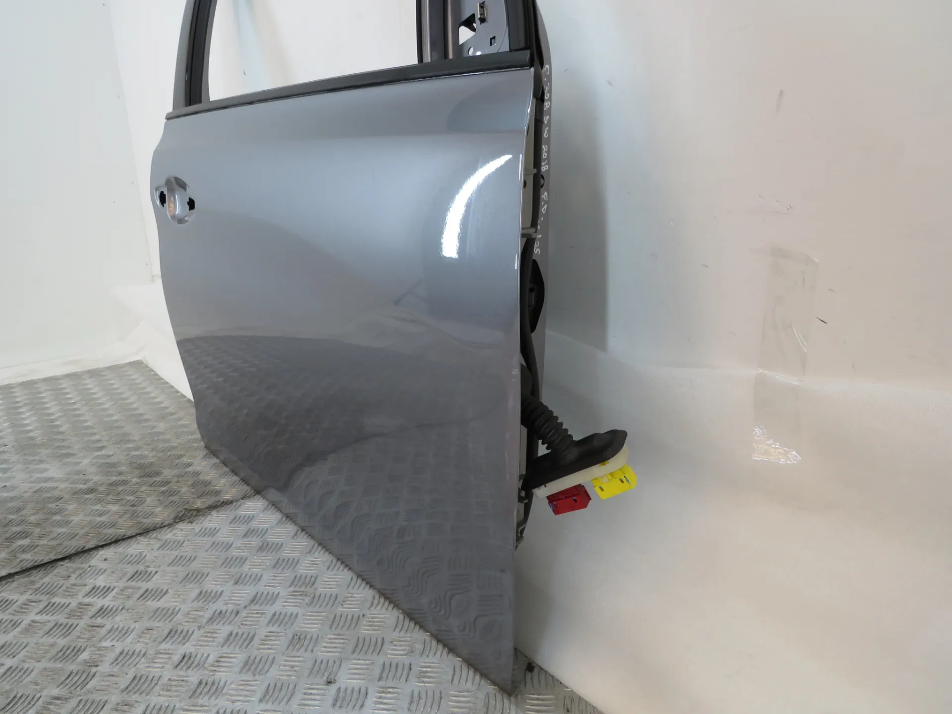 Right front Door PEUGEOT 308 SW II Van (LC_) Imagem-2