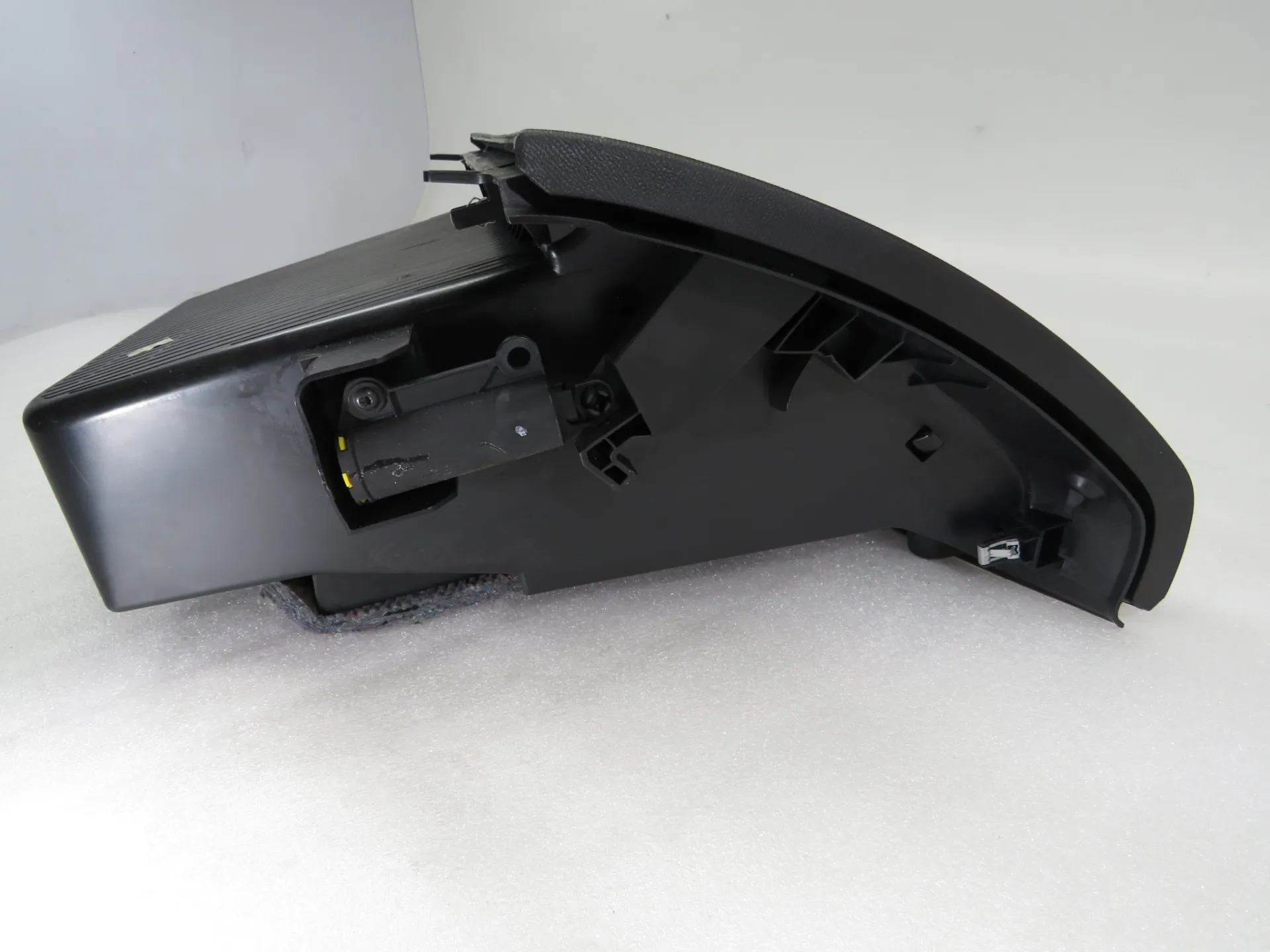 Glove Box / Compartment PEUGEOT 308 SW II Van (LC_) Imagem-2