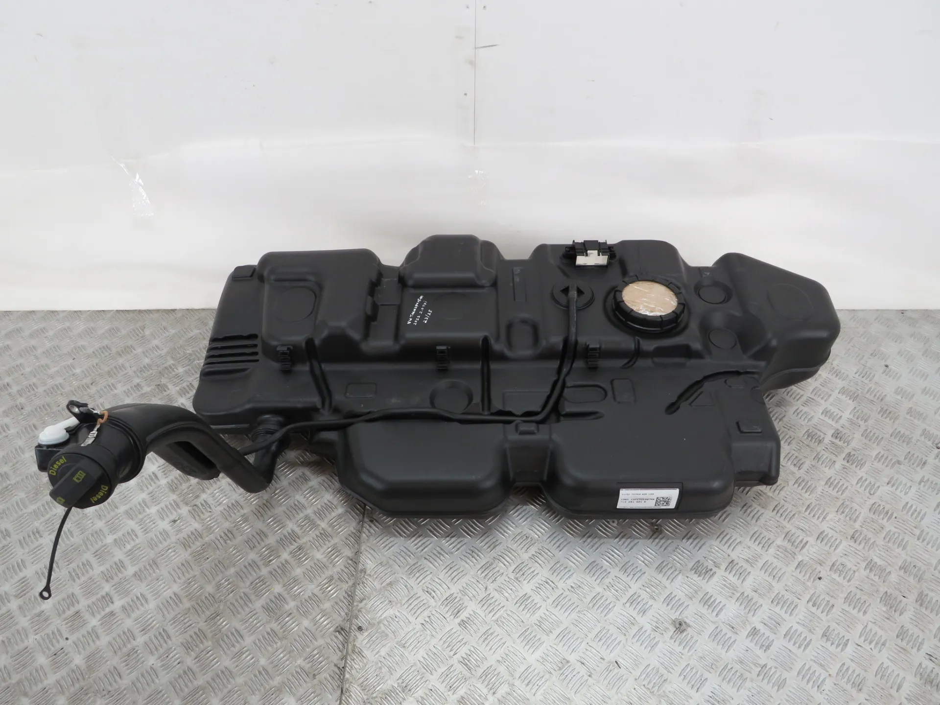 Serbatoio carburante VOLKSWAGEN Transporter VI Kombi (SGB, SGG, SGJ)