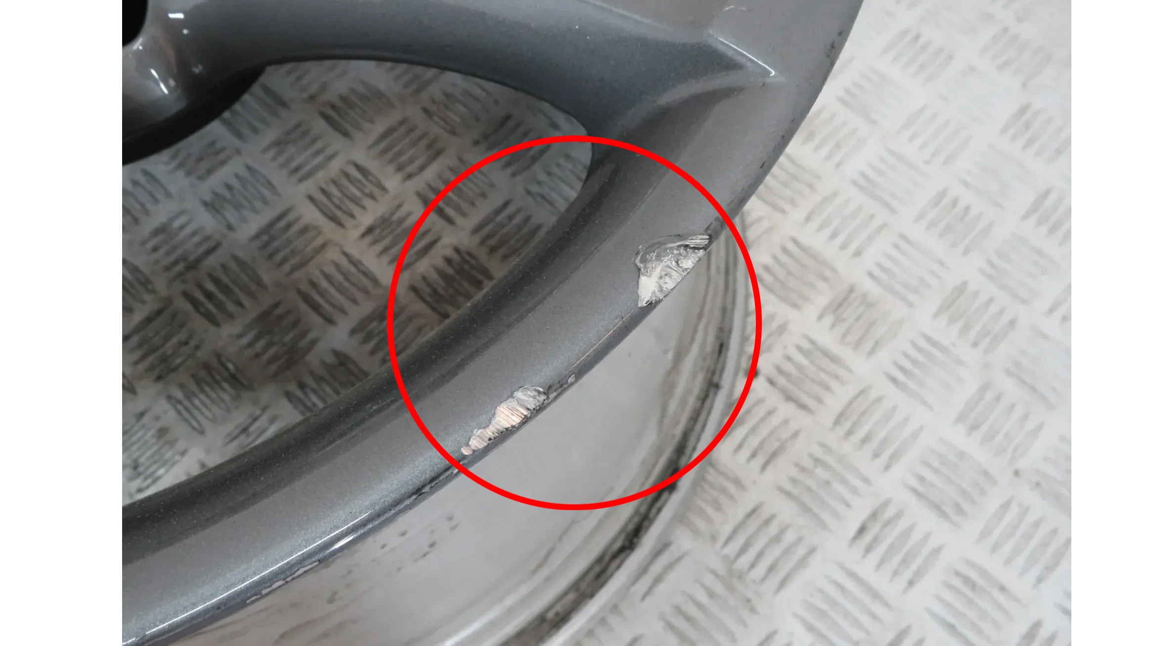 Cerchio Anteriore Sinistro BMW X6 (E71, E72) Imagem-7