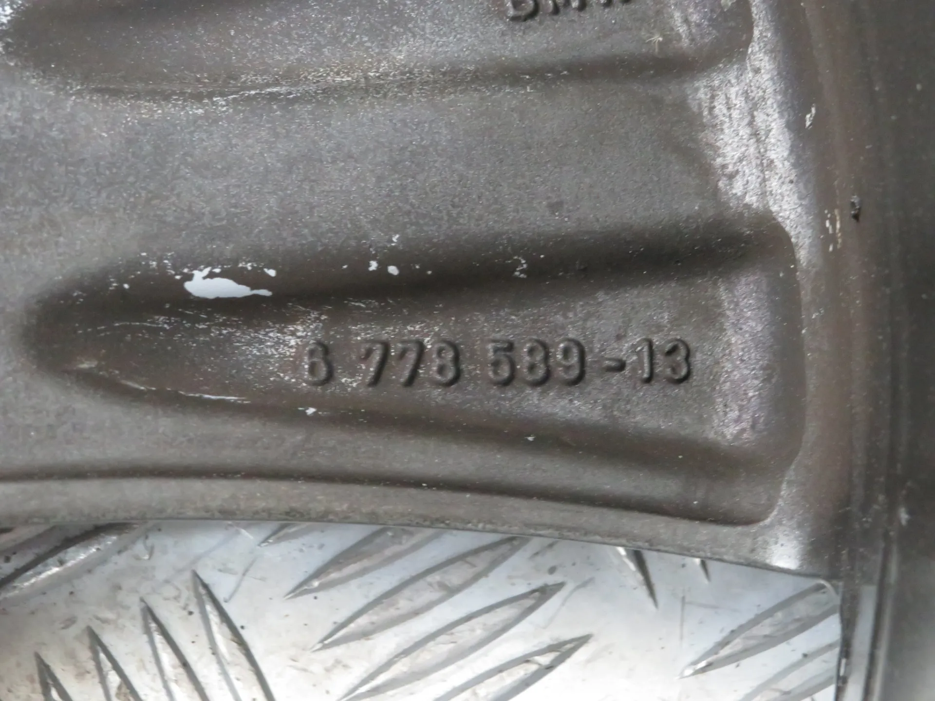 Cerchio Anteriore Sinistro BMW X6 (E71, E72) Imagem-5