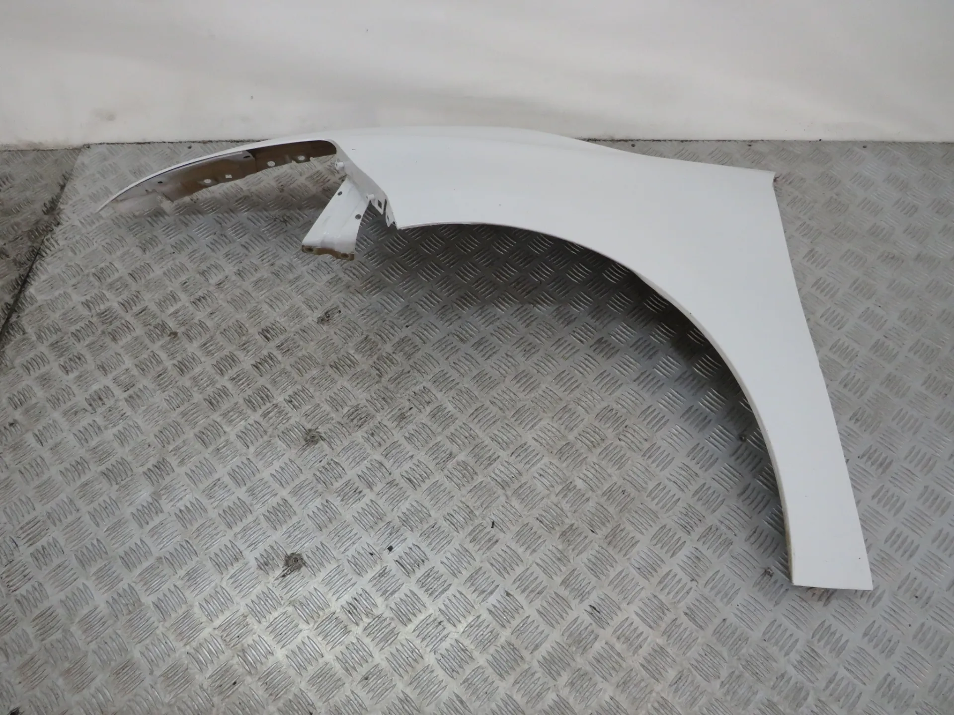 Left fender CITROËN C4 Grand Picasso II (DA_, DE_)