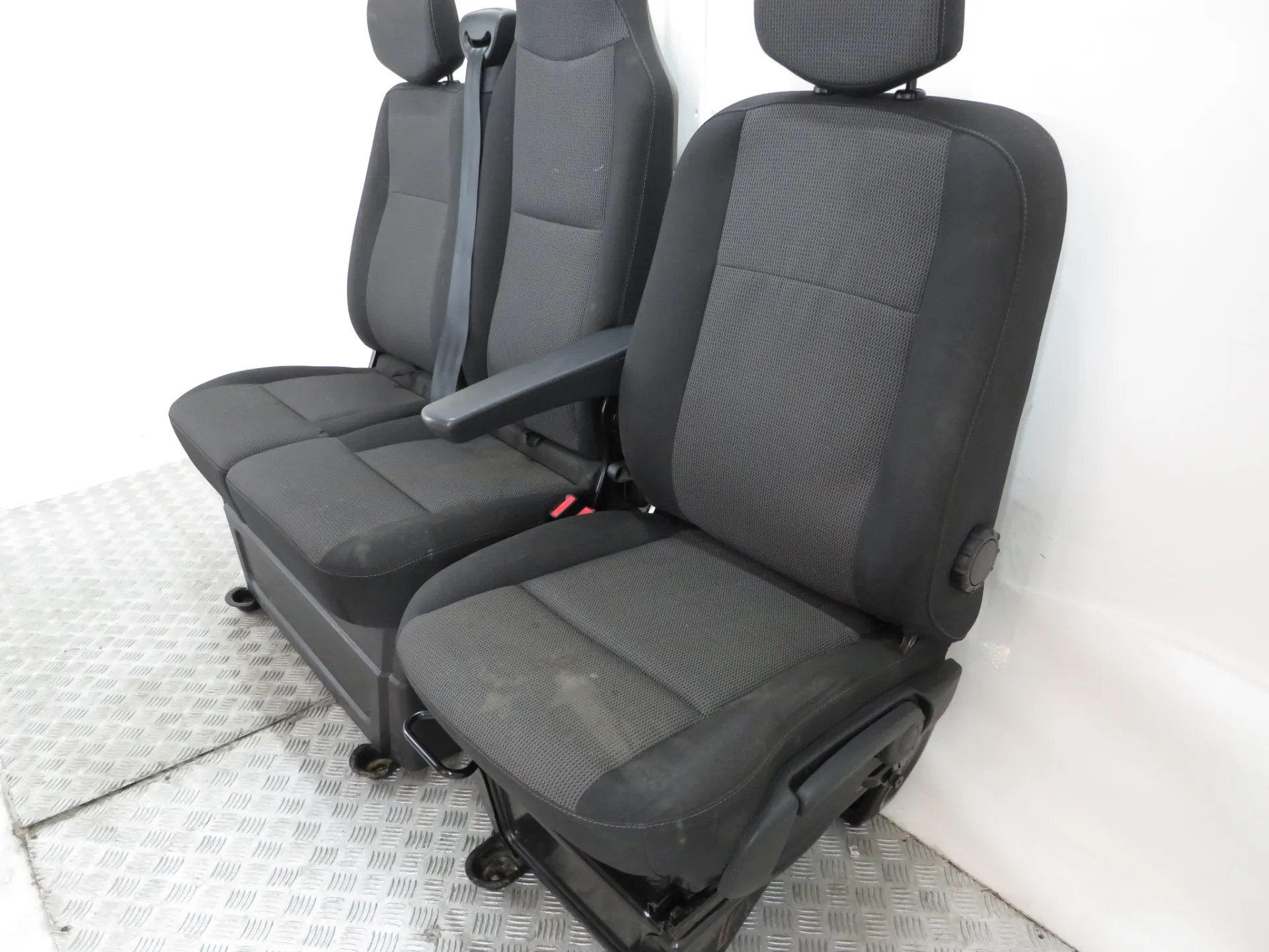 Conjunto de bancos RENAULT Master III (FV) Imagem-1