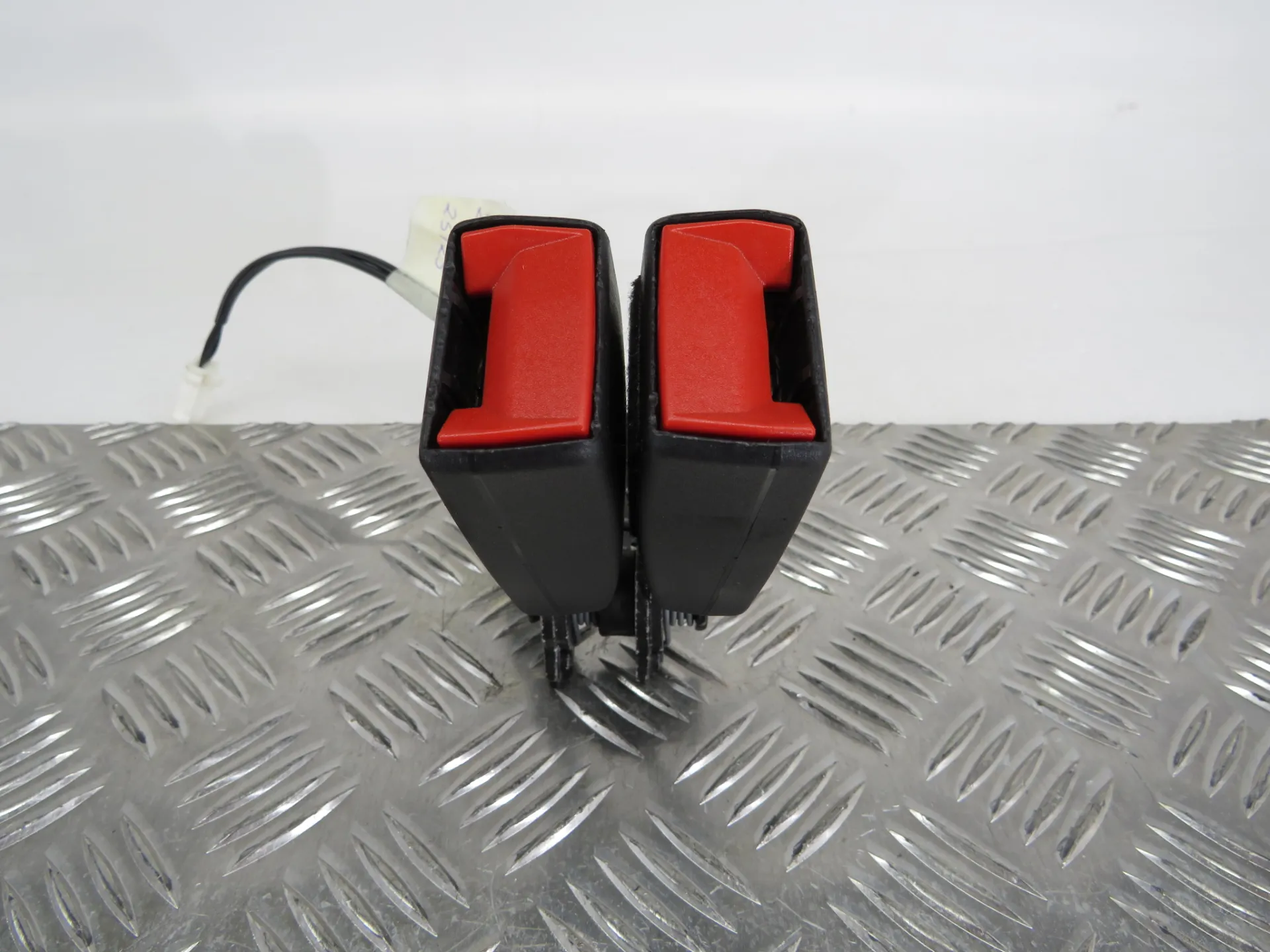 Fibbia cintura posteriore destra PEUGEOT 308 SW II Van (LC_)